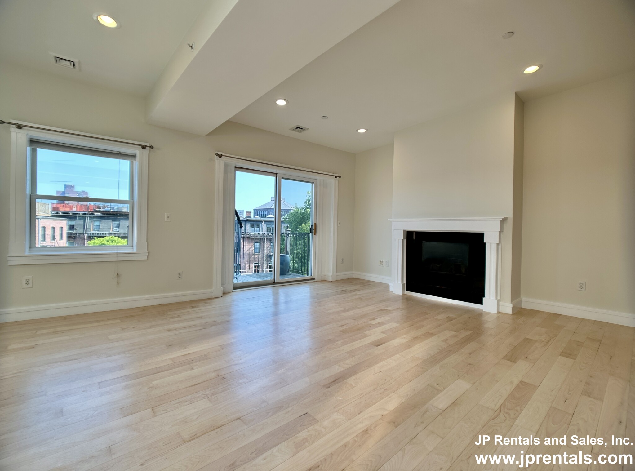 408 Columbus Ave, South End