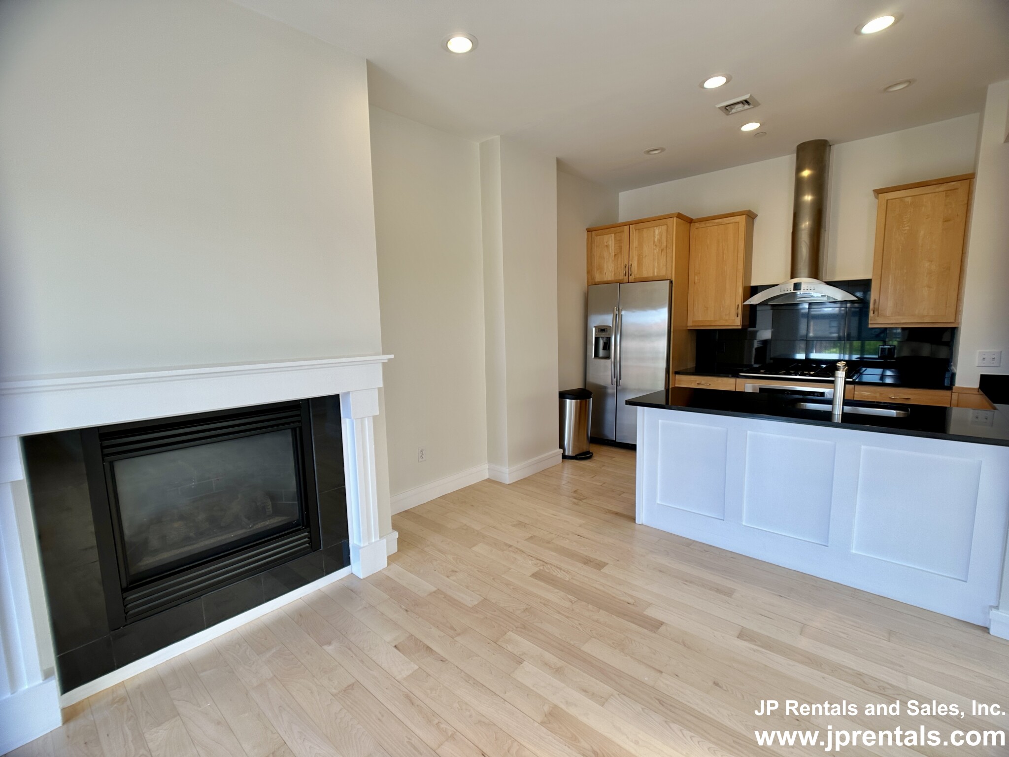 408 Columbus Ave, South End