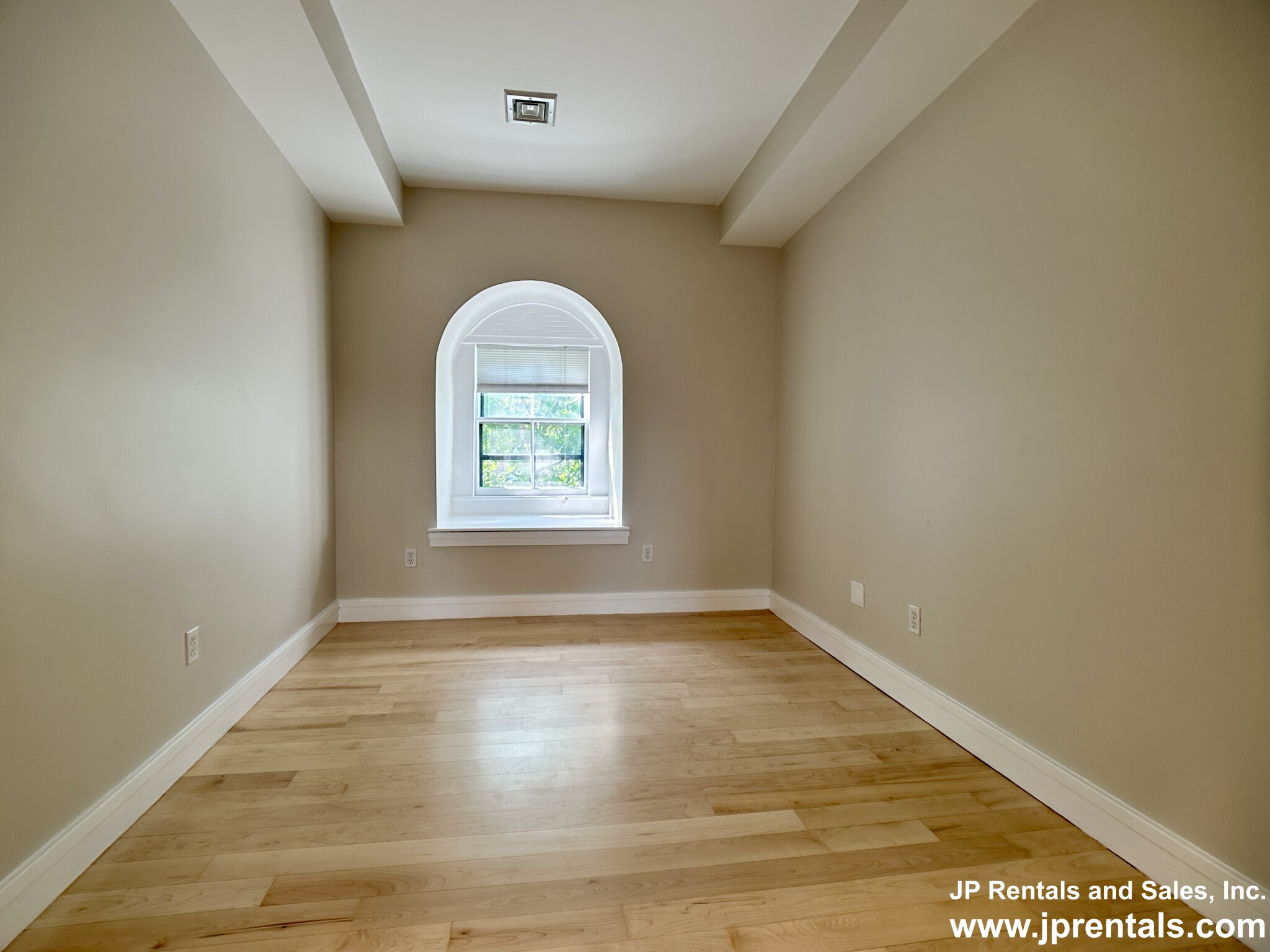 408 Columbus Ave, South End