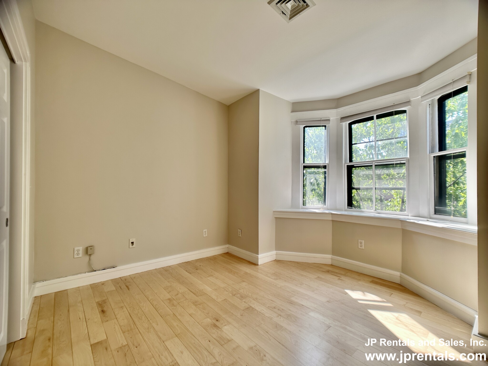 408 Columbus Ave, South End