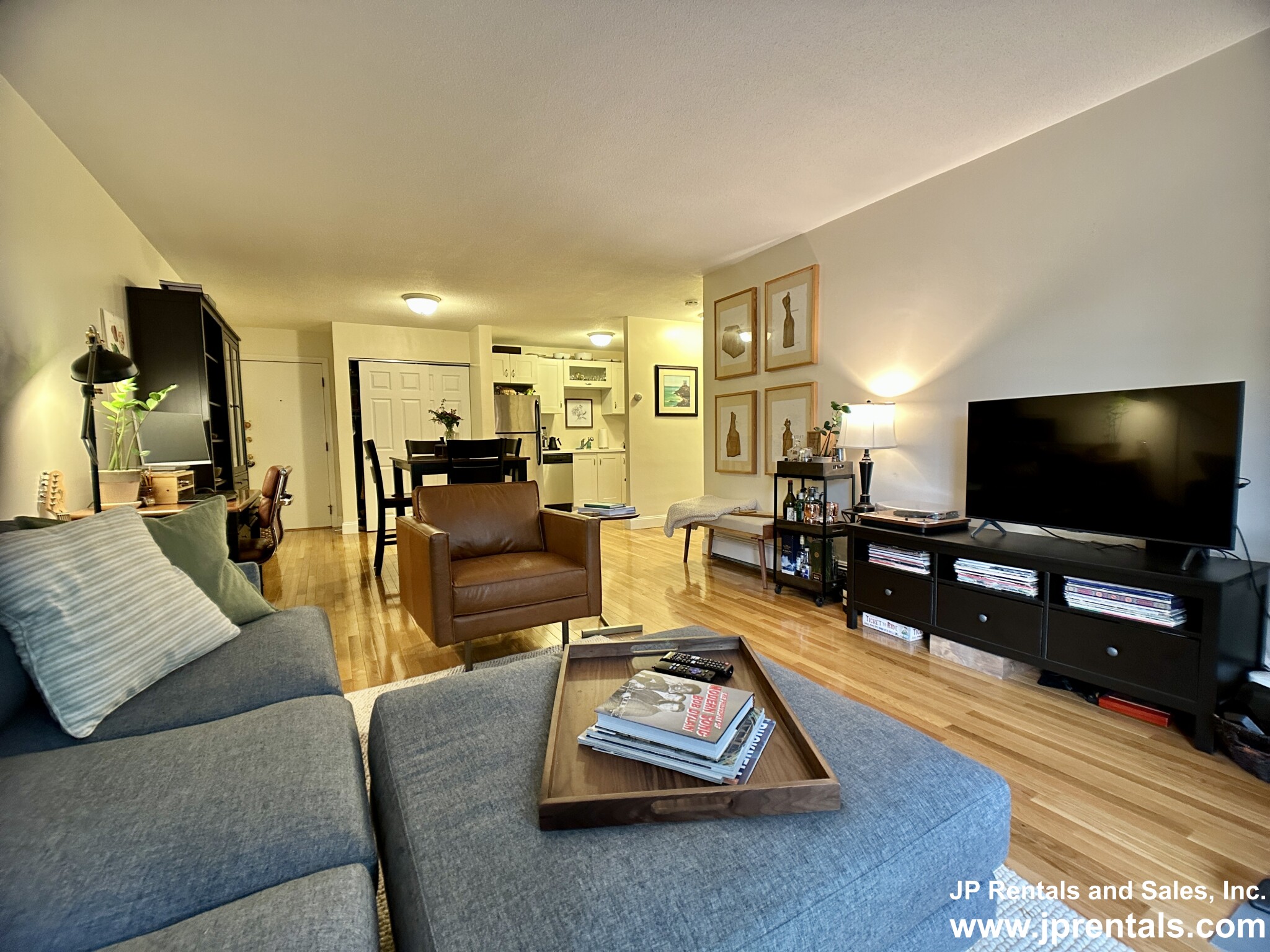 804 Centre St, Jamaica Plain