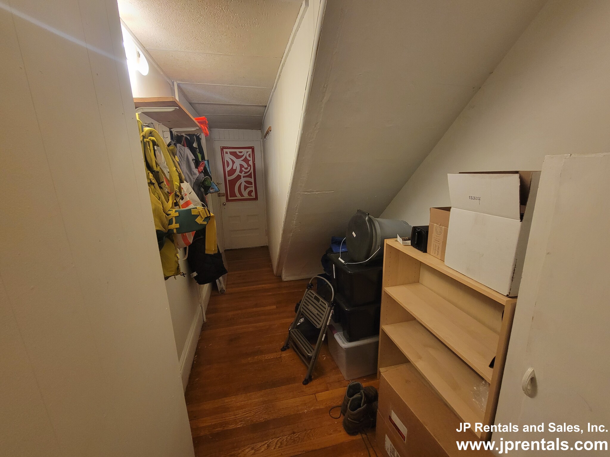 148 Allston St, Cambridgeport