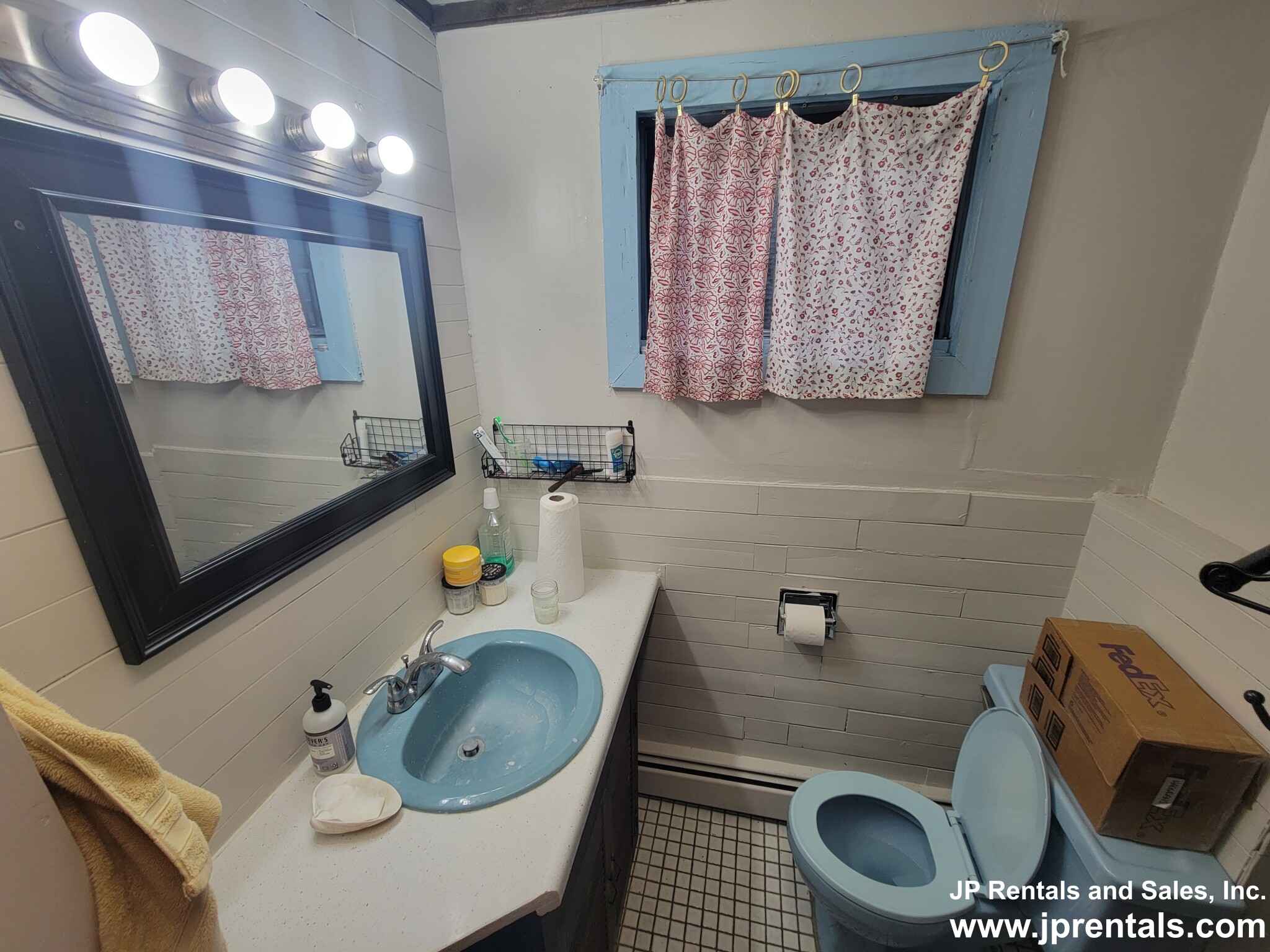 148 Allston St, Cambridgeport