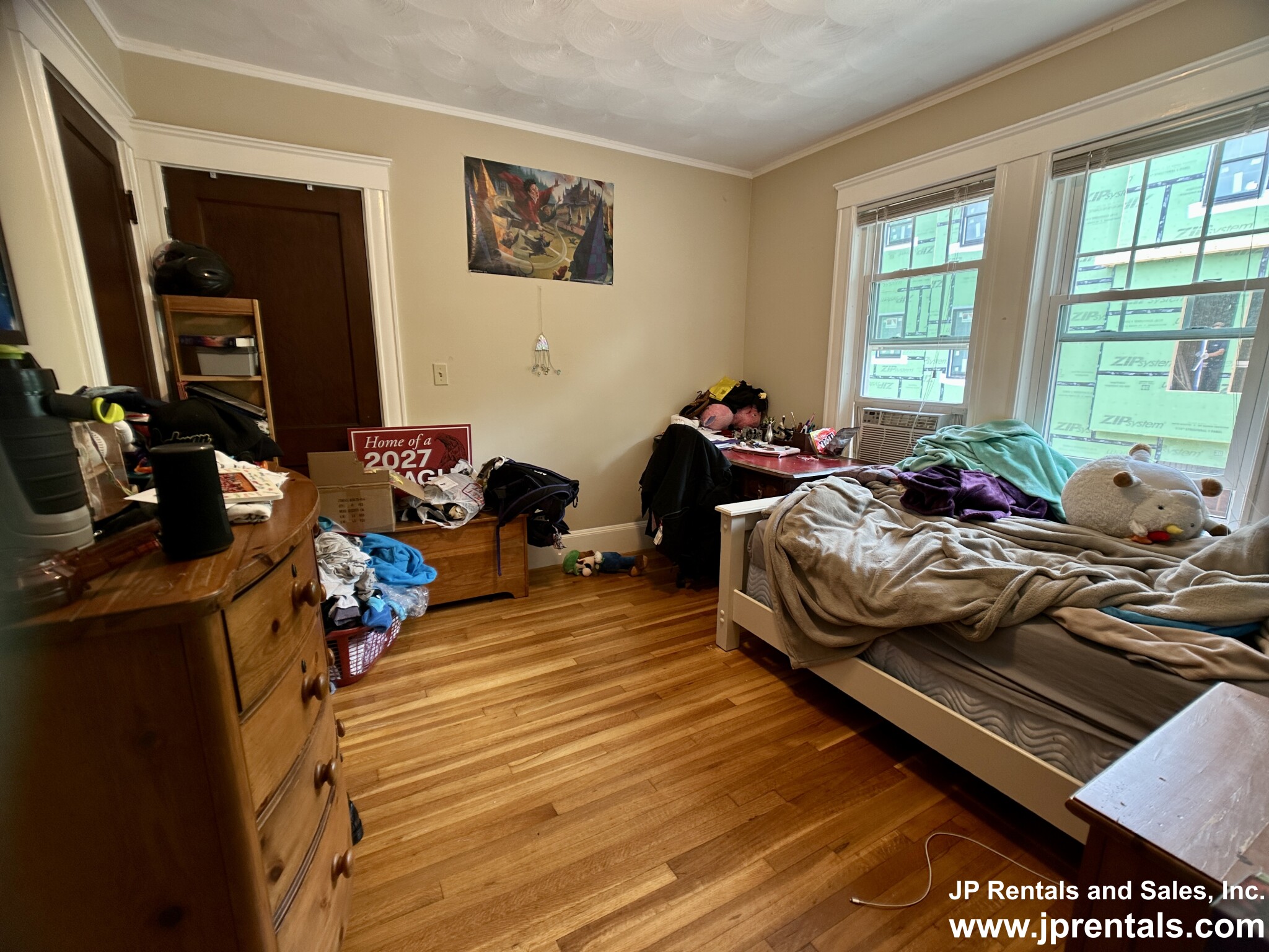 43 Roseway St, Jamaica Plain