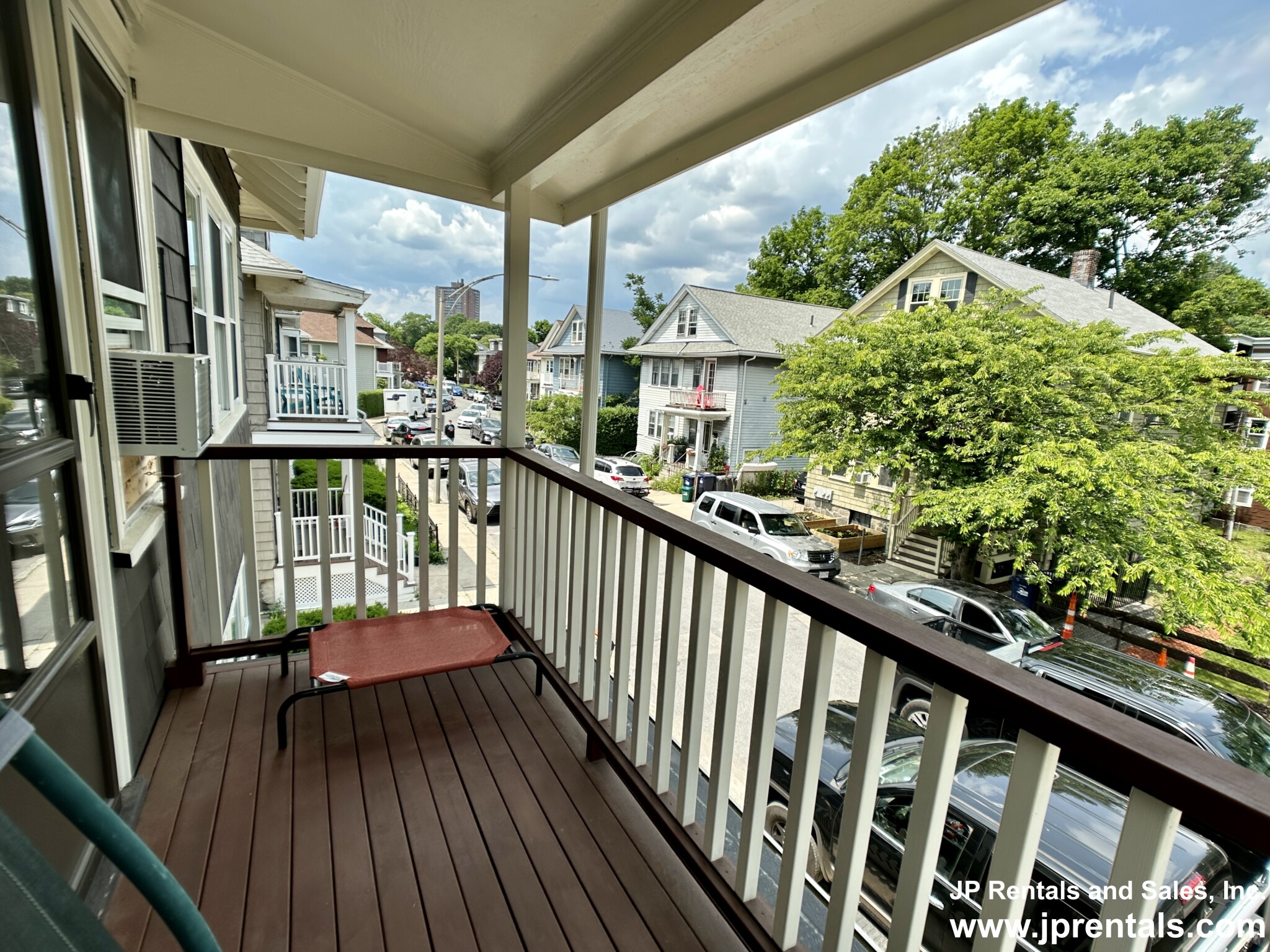 43 Roseway St, Jamaica Plain