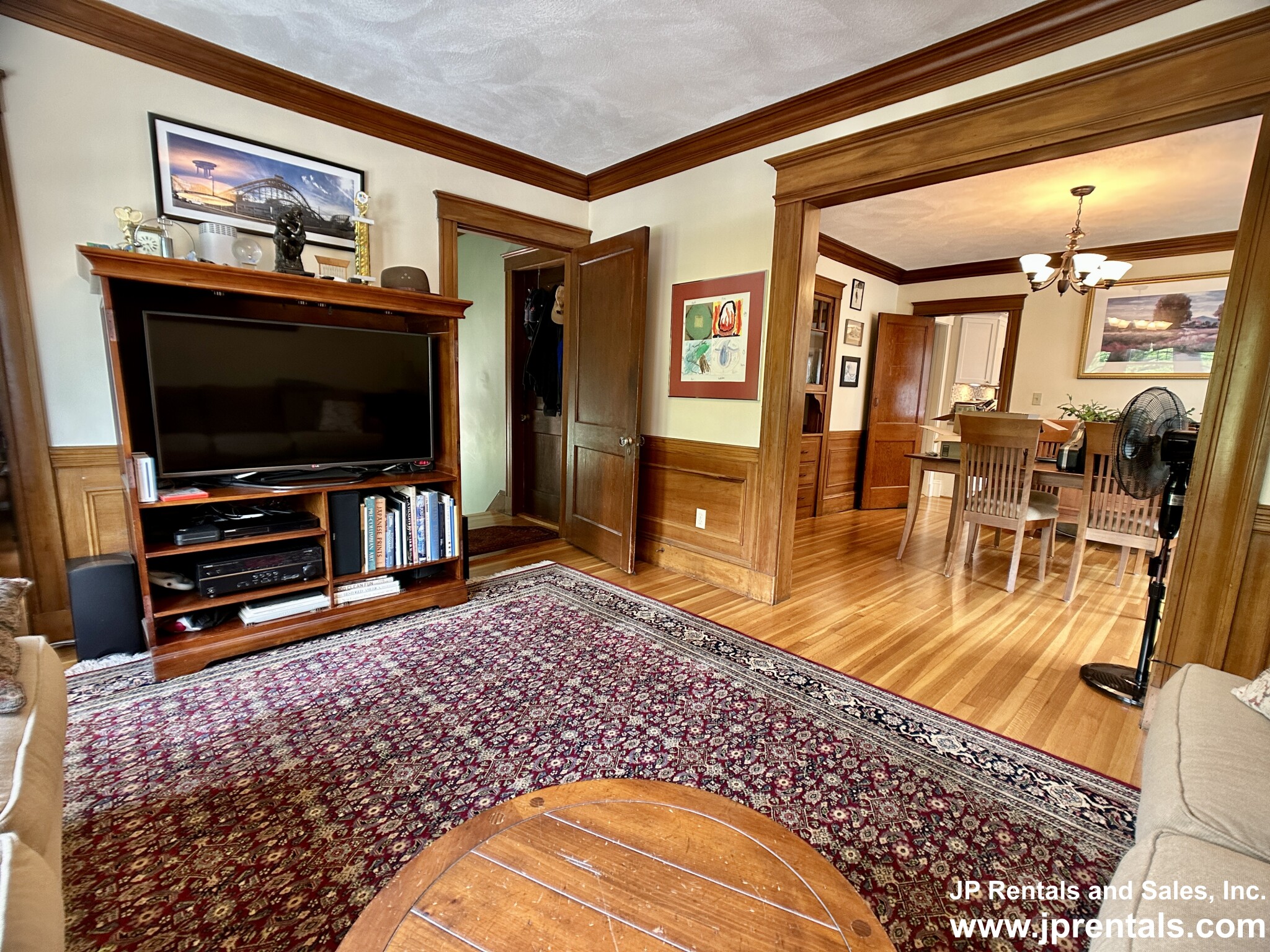 43 Roseway St, Jamaica Plain