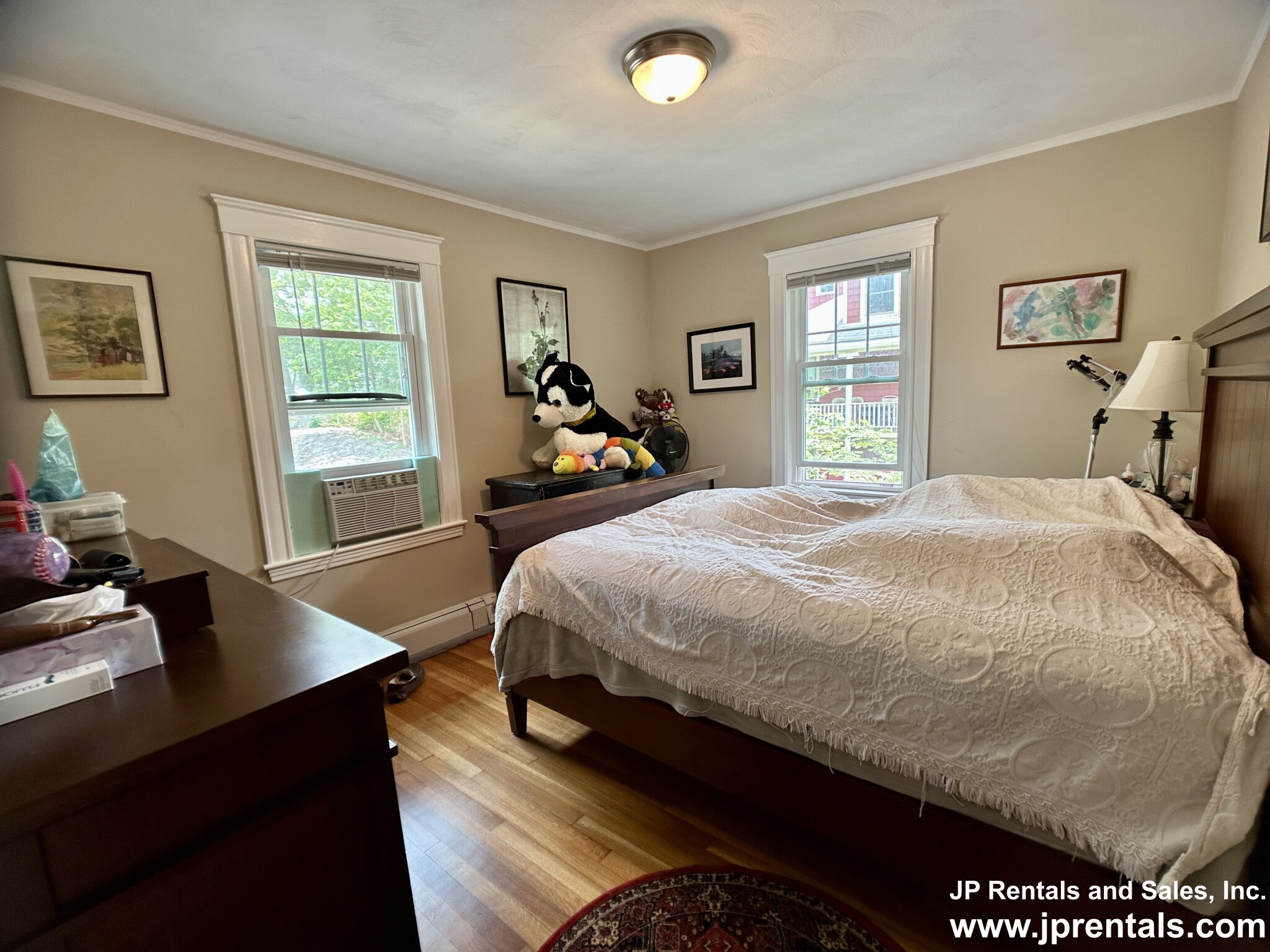 43 Roseway St, Jamaica Plain