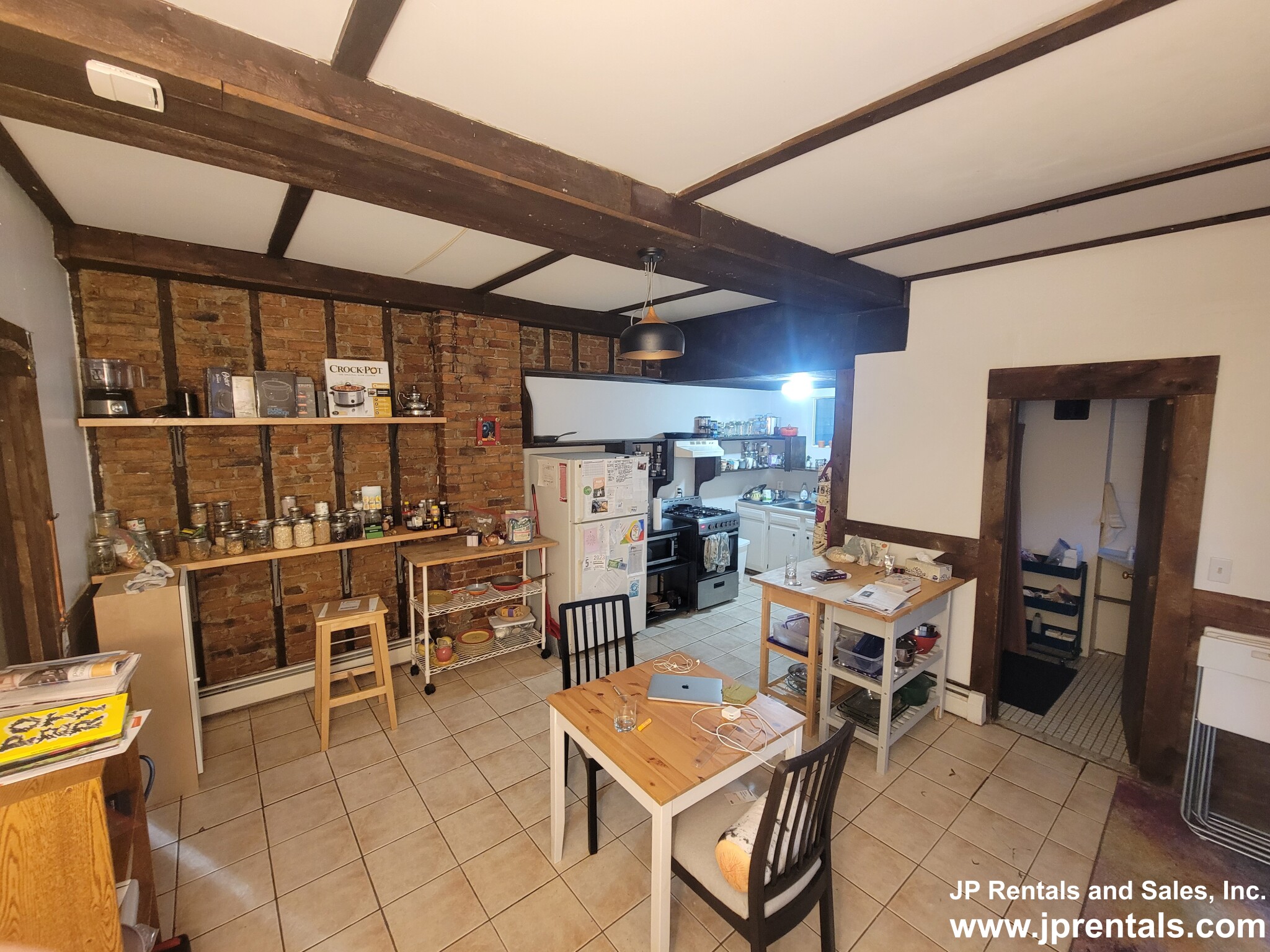 148 Allston St, Cambridgeport