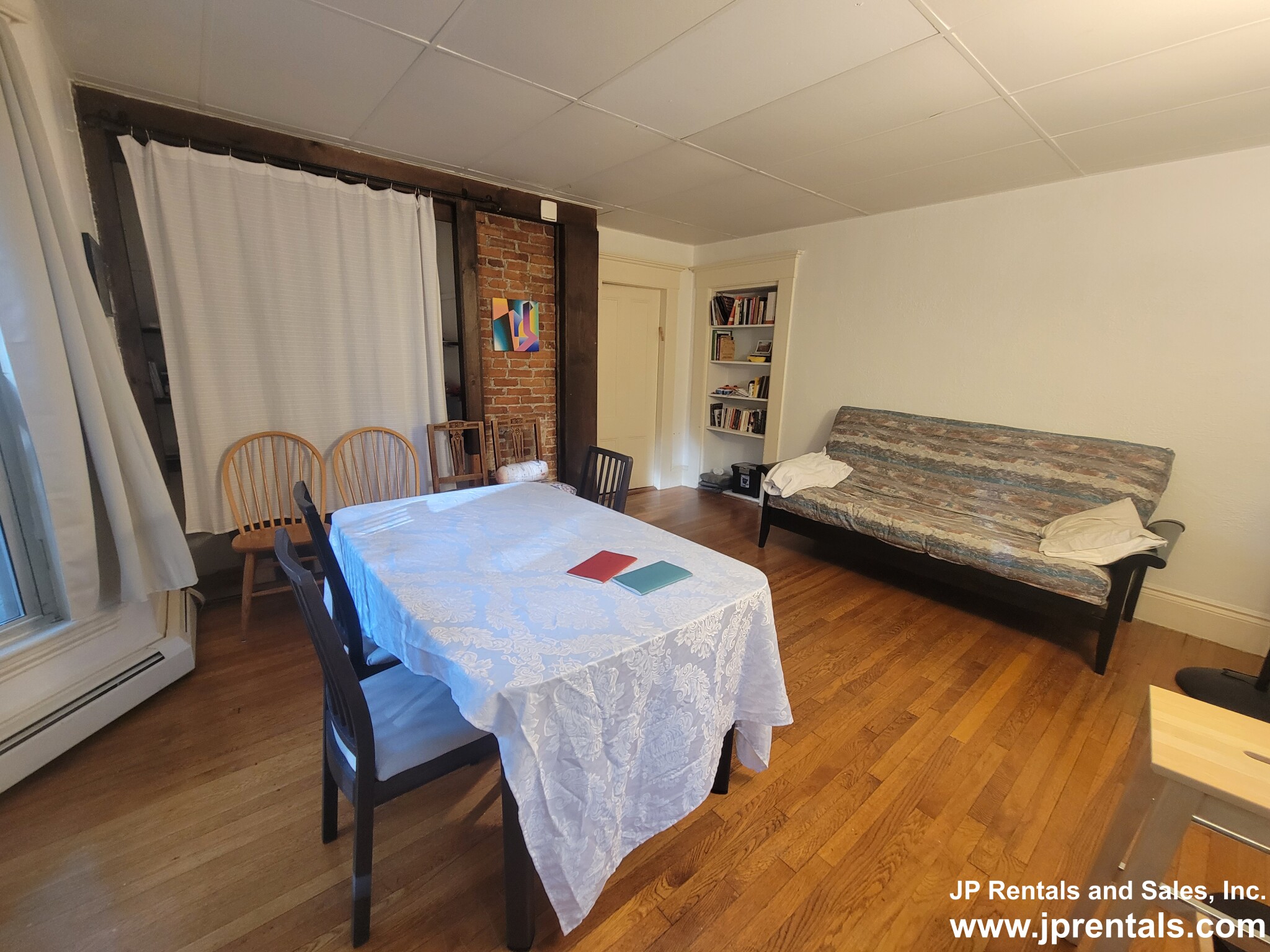 148 Allston St, Cambridgeport