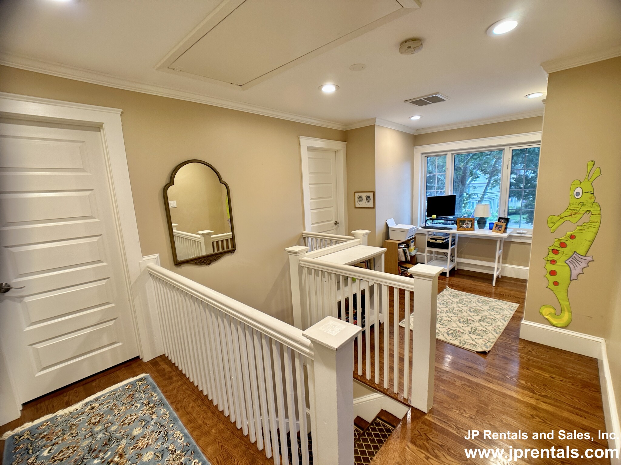 15 Parklawn Rd, West Roxbury