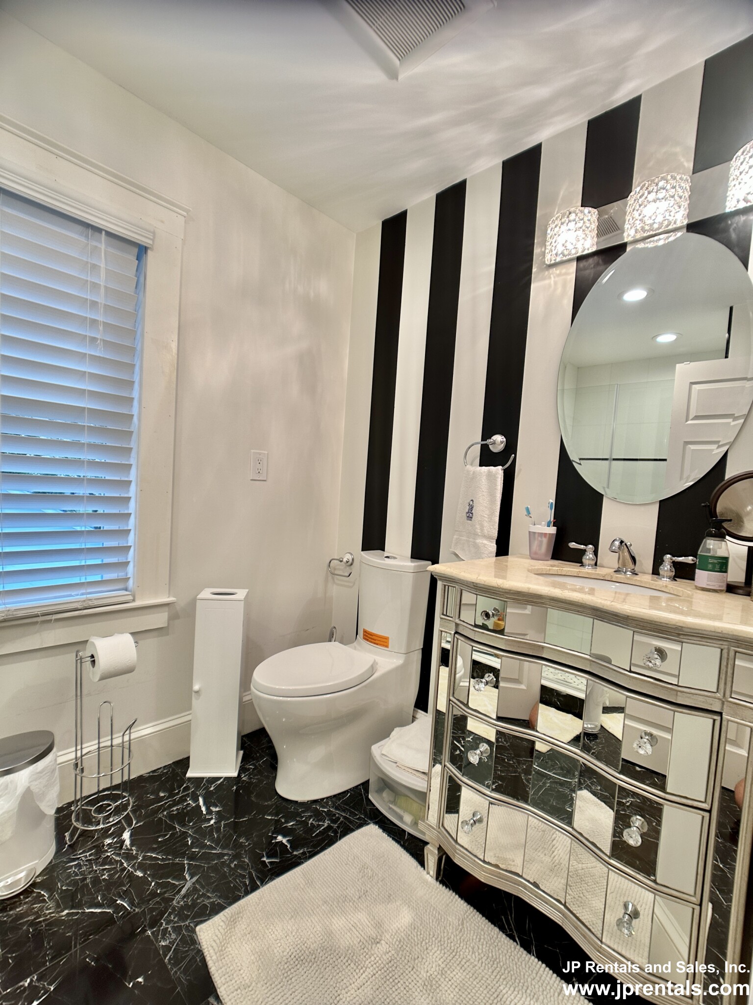 15 Parklawn Rd, West Roxbury