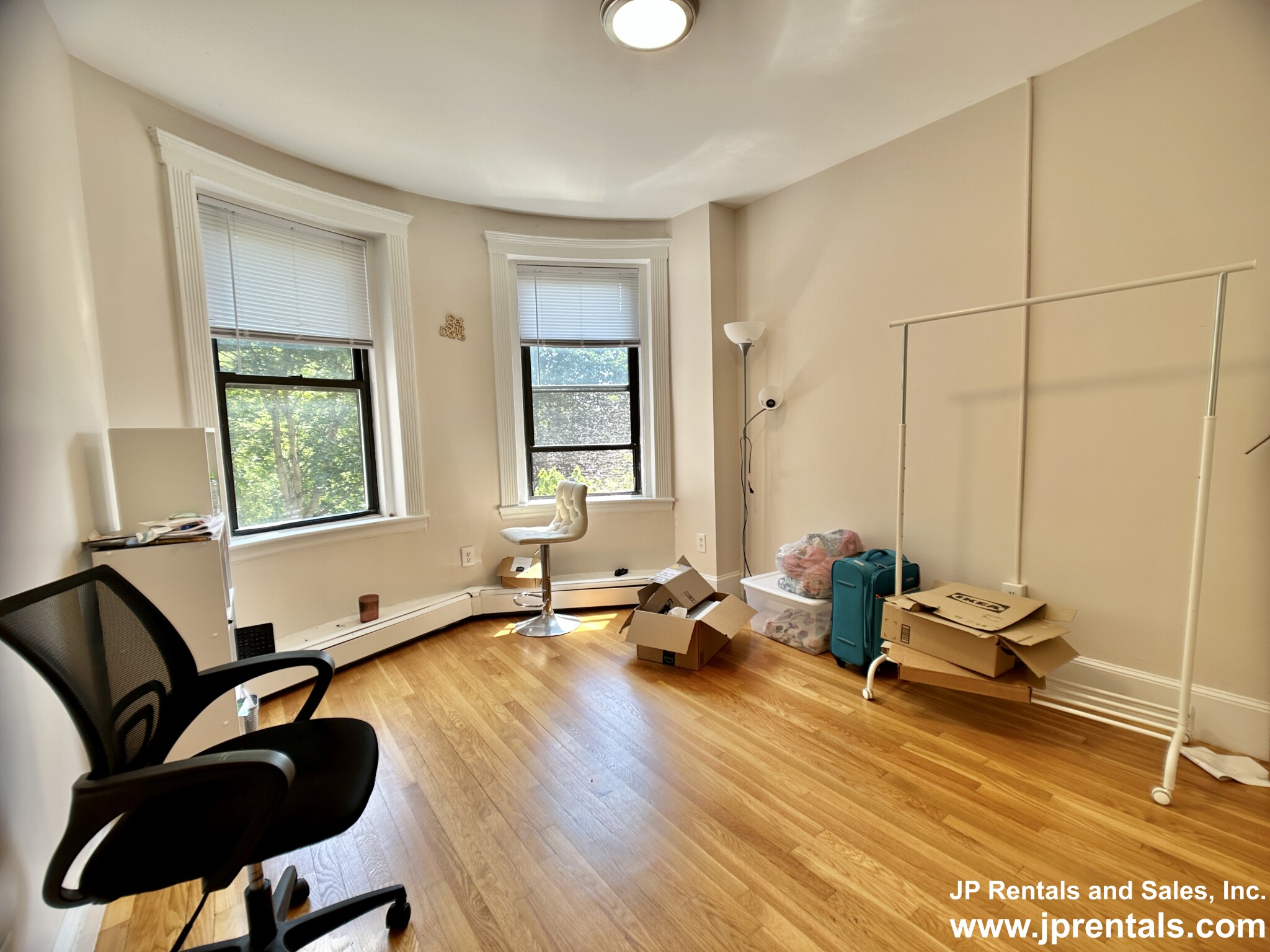 1680 Commonwealth Ave, Brighton