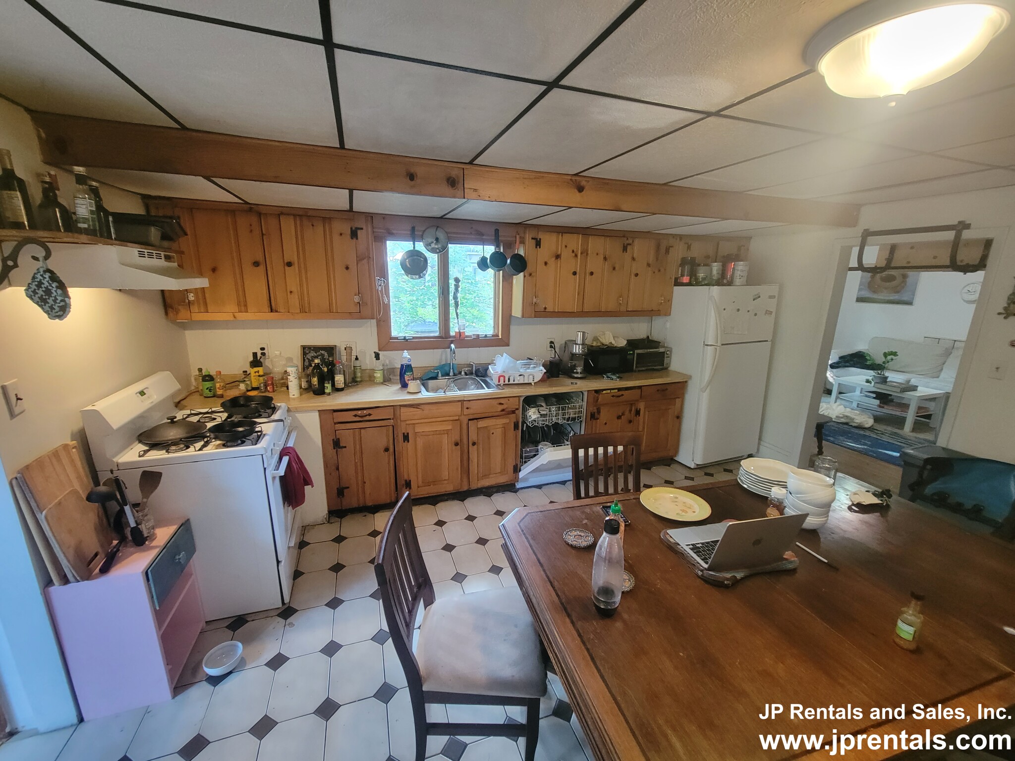 148 Allston St, Cambridgeport