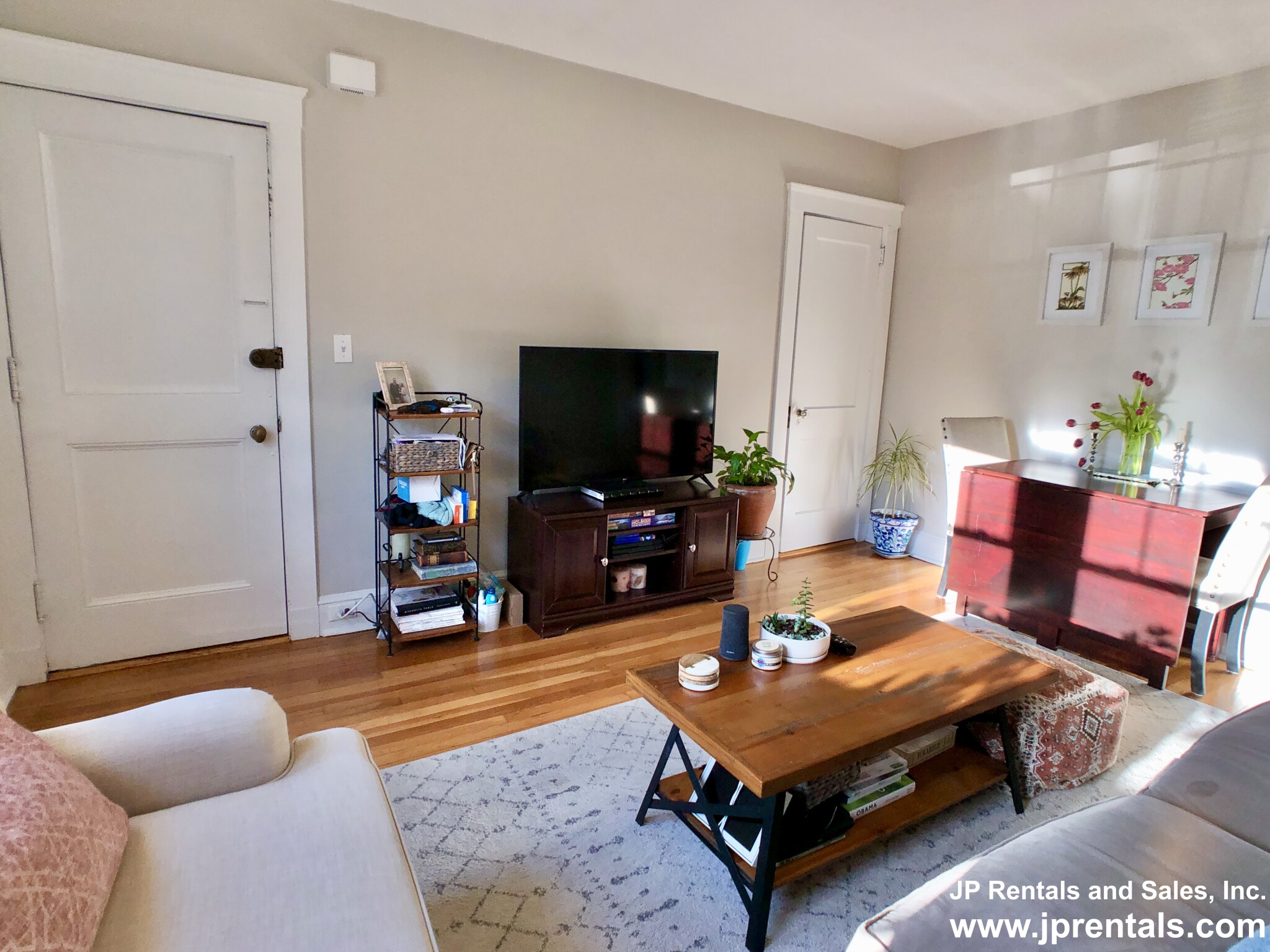 136 Arborway, Jamaica Plain