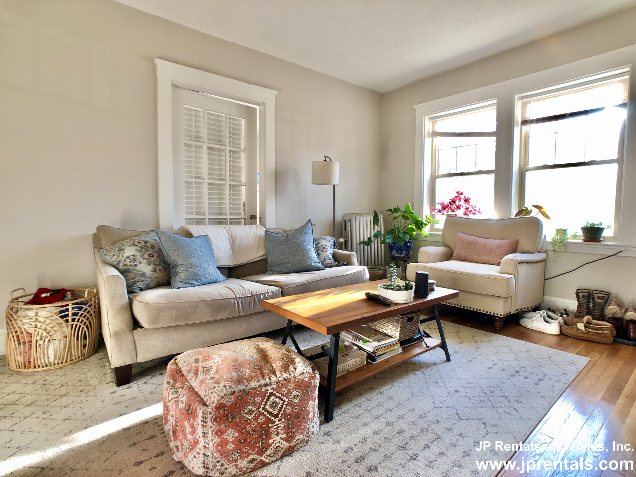 136 Arborway, Jamaica Plain