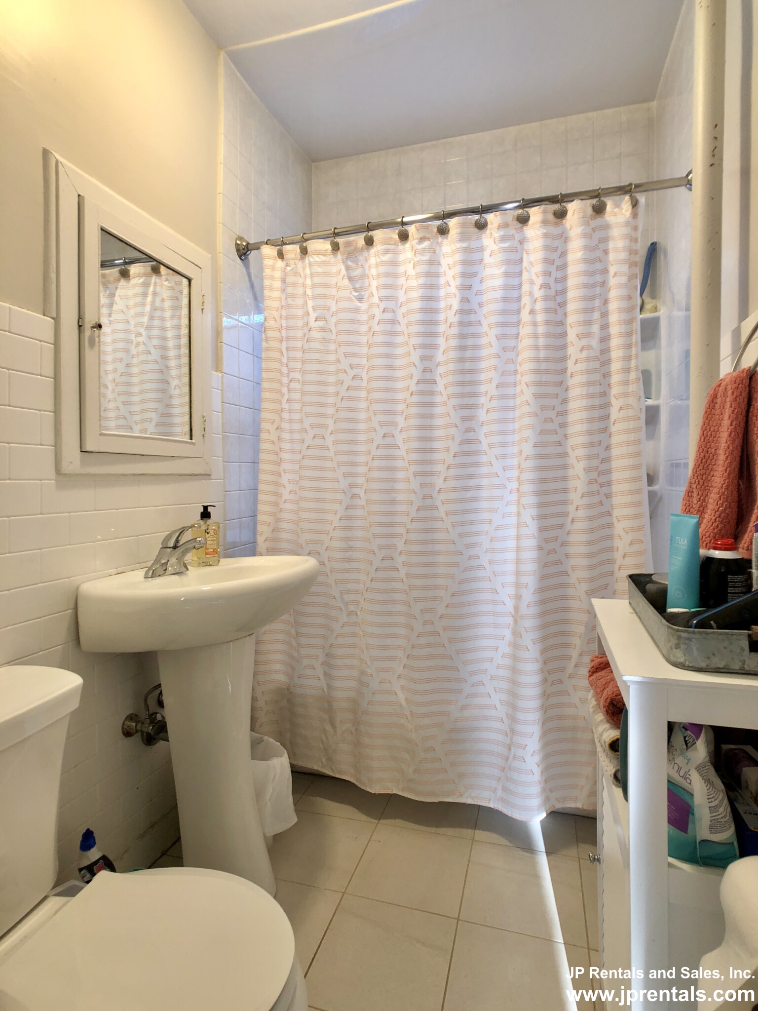 136 Arborway, Jamaica Plain