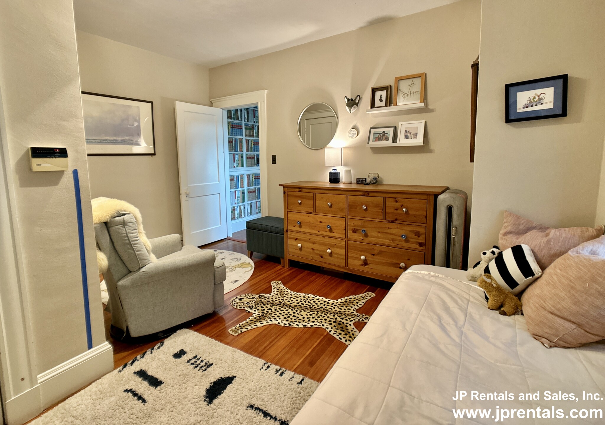 79 Aldrich St, Roslindale