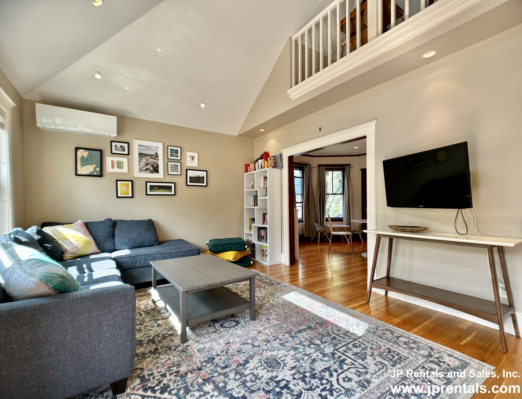 79 Aldrich St, Roslindale