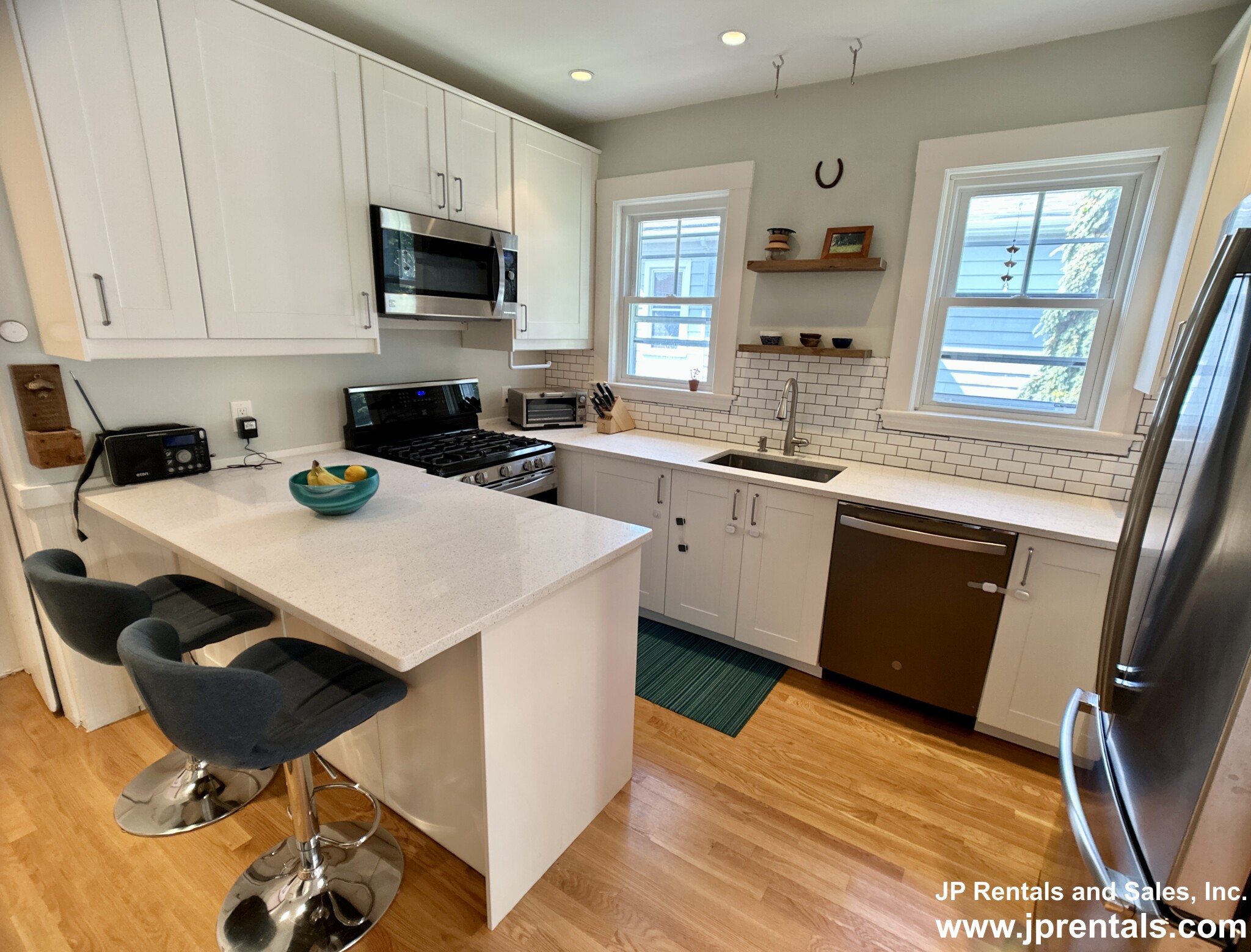 79 Aldrich St, Roslindale