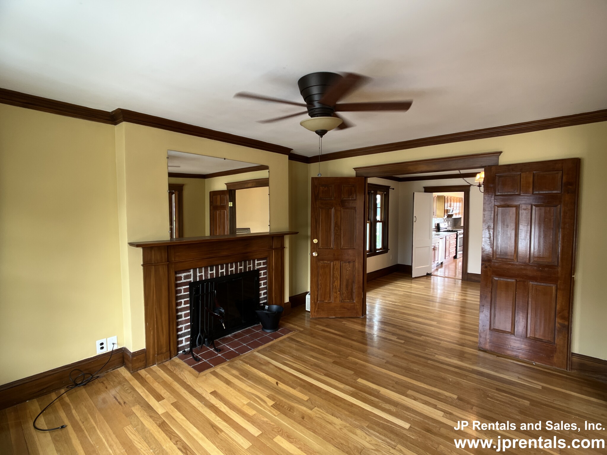 62 Ainsworth St, Roslindale