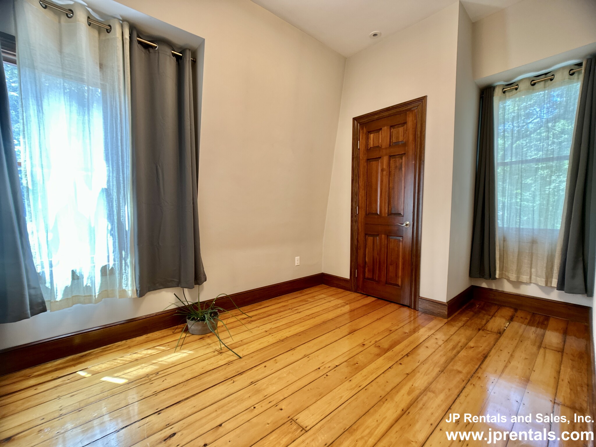 19A Spring Park Ave, Jamaica Plain