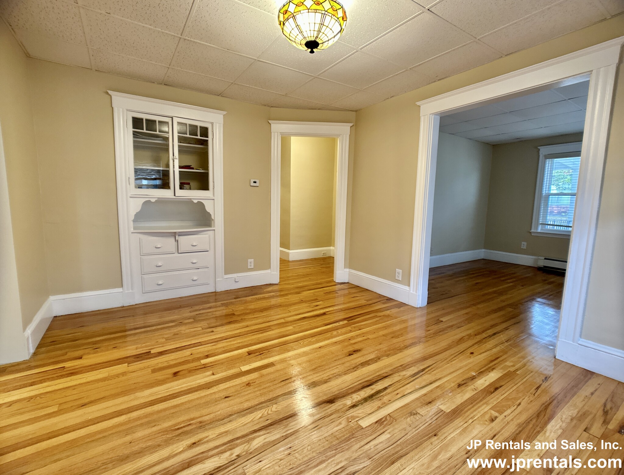 76 Farquhar St, Roslindale