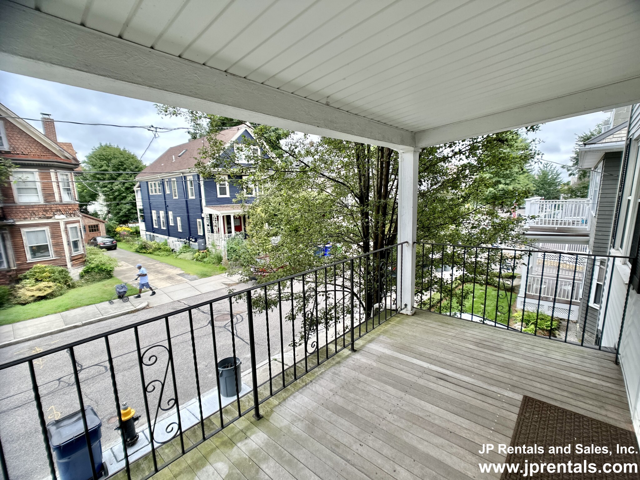 76 Farquhar St, Roslindale