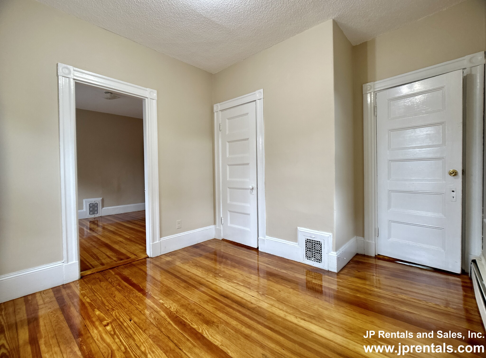 24 Spring Park Ave, Jamaica Plain