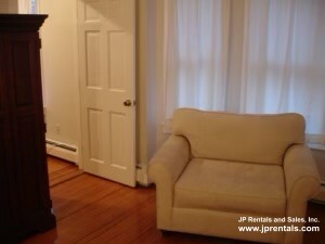 11 Cranston St, Jamaica Plain