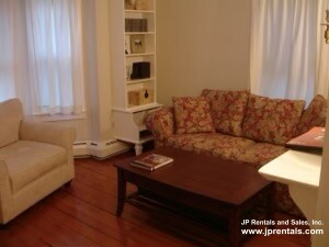 11 Cranston St, Jamaica Plain