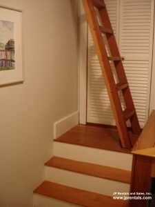 11 Cranston St, Jamaica Plain