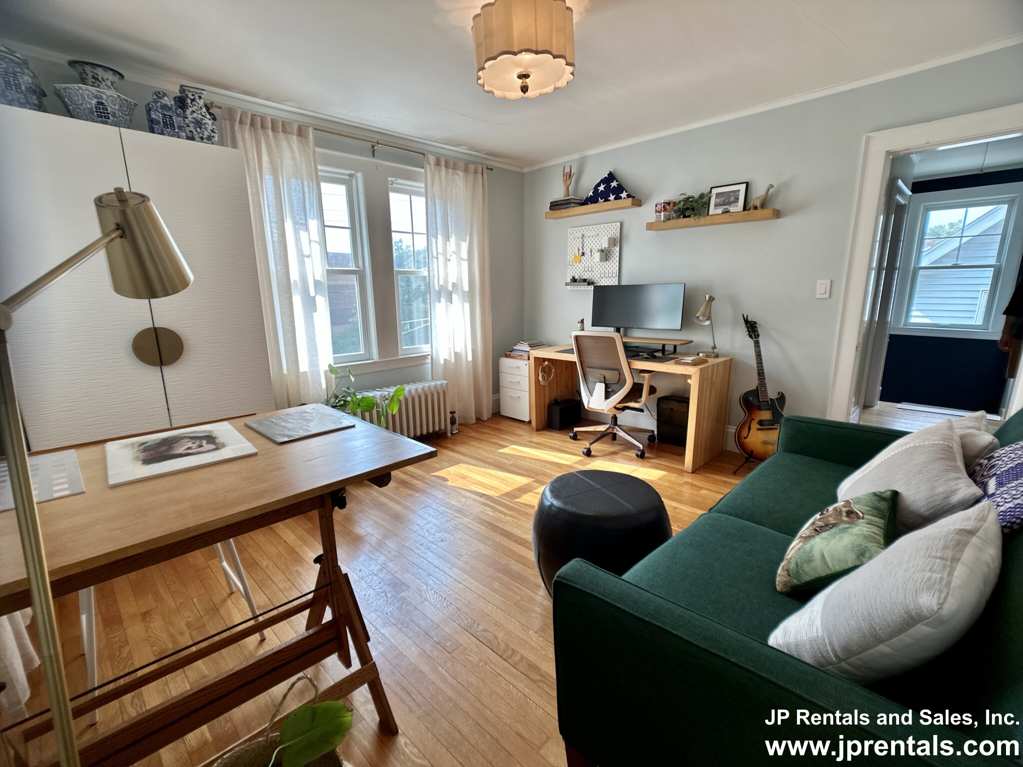 451 Poplar St, Roslindale