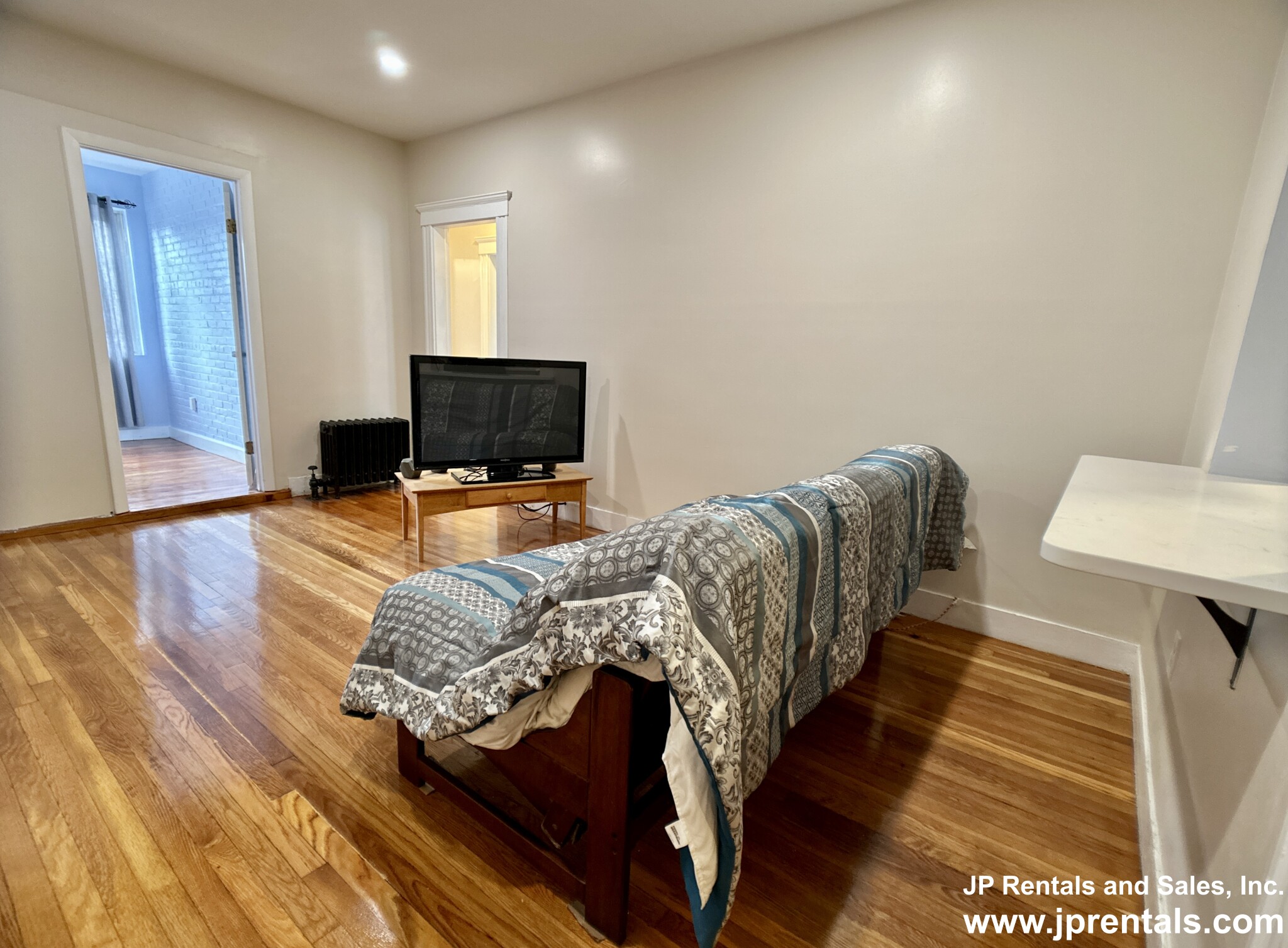 335 Huntington Ave, Jamaica Plain