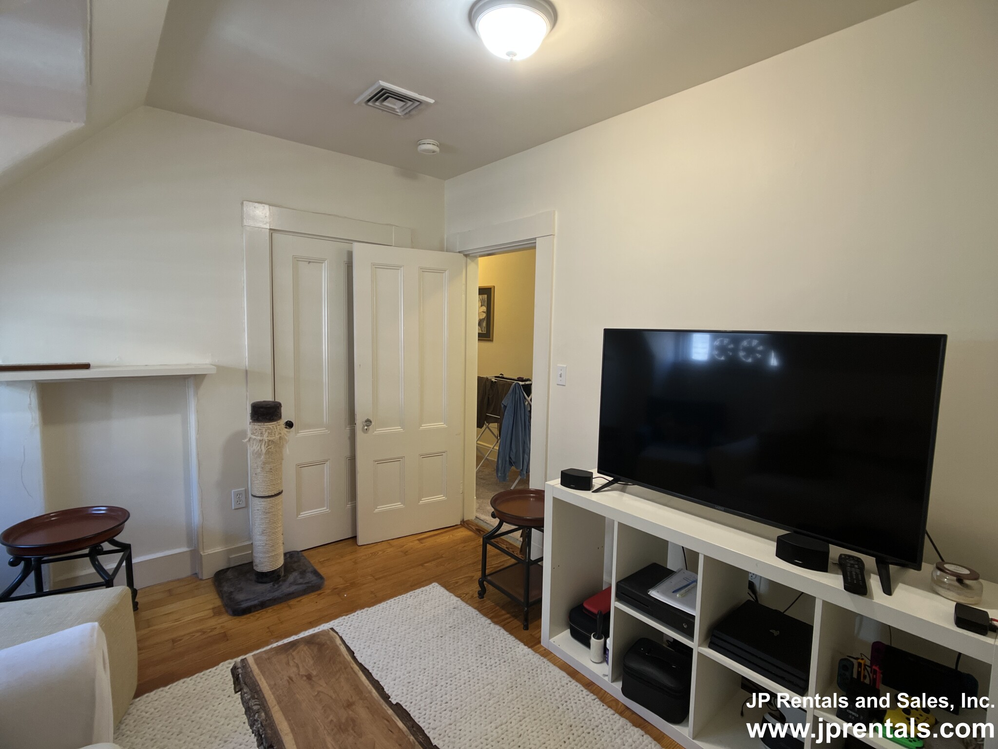 98 Paul Gore St, Jamaica Plain