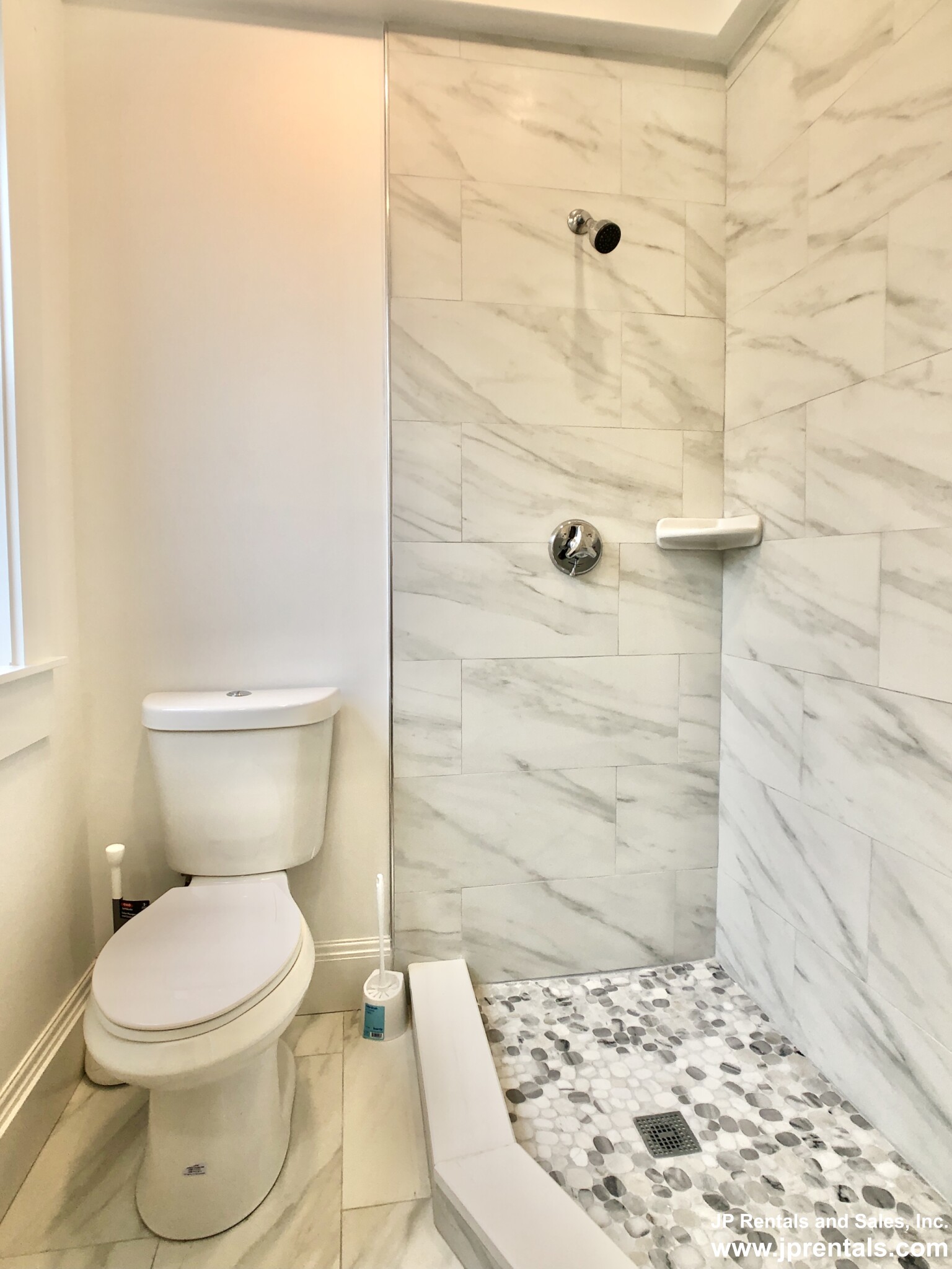 34 Evergreen St, Jamaica Plain