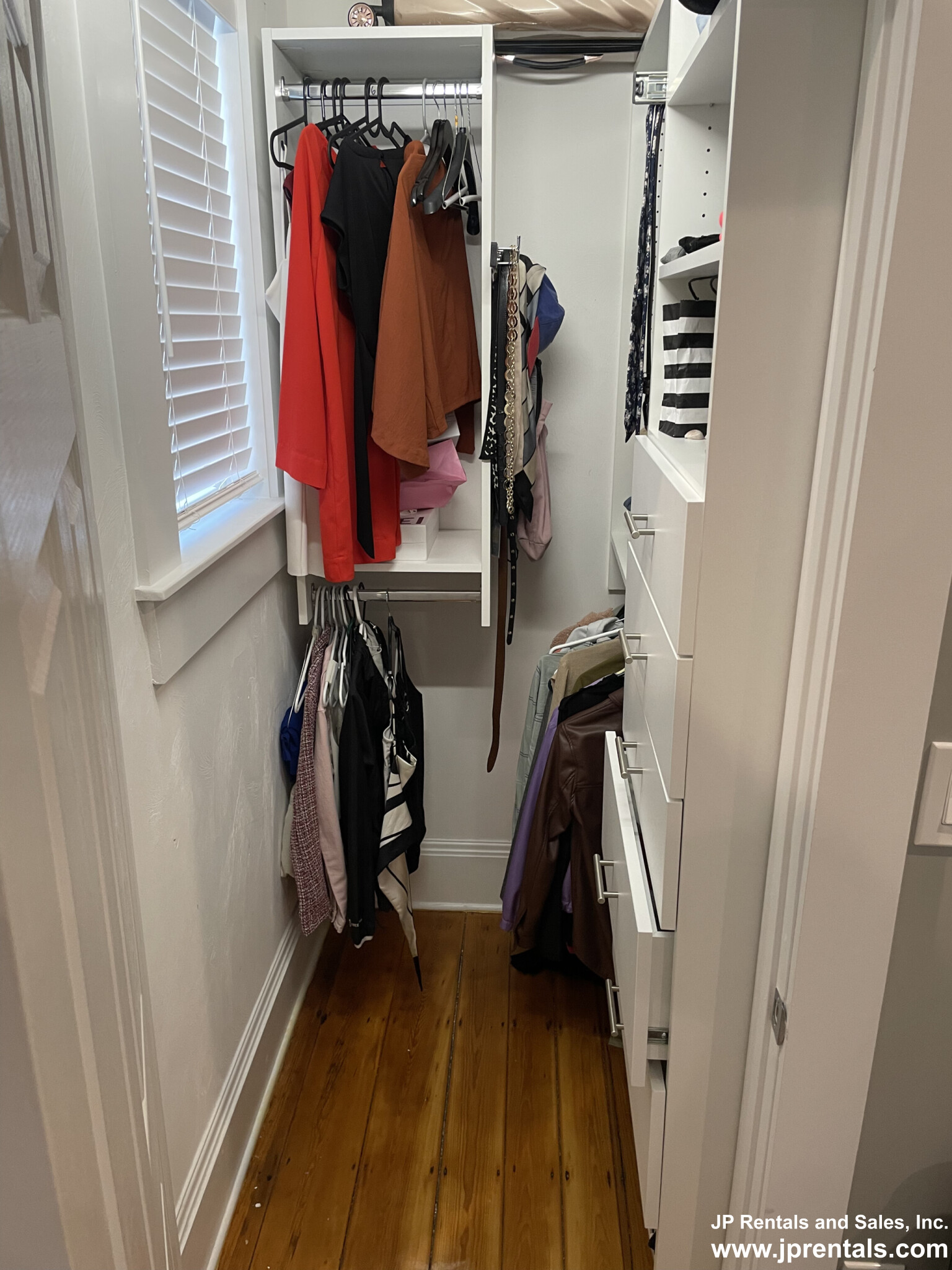 34 Evergreen St, Jamaica Plain