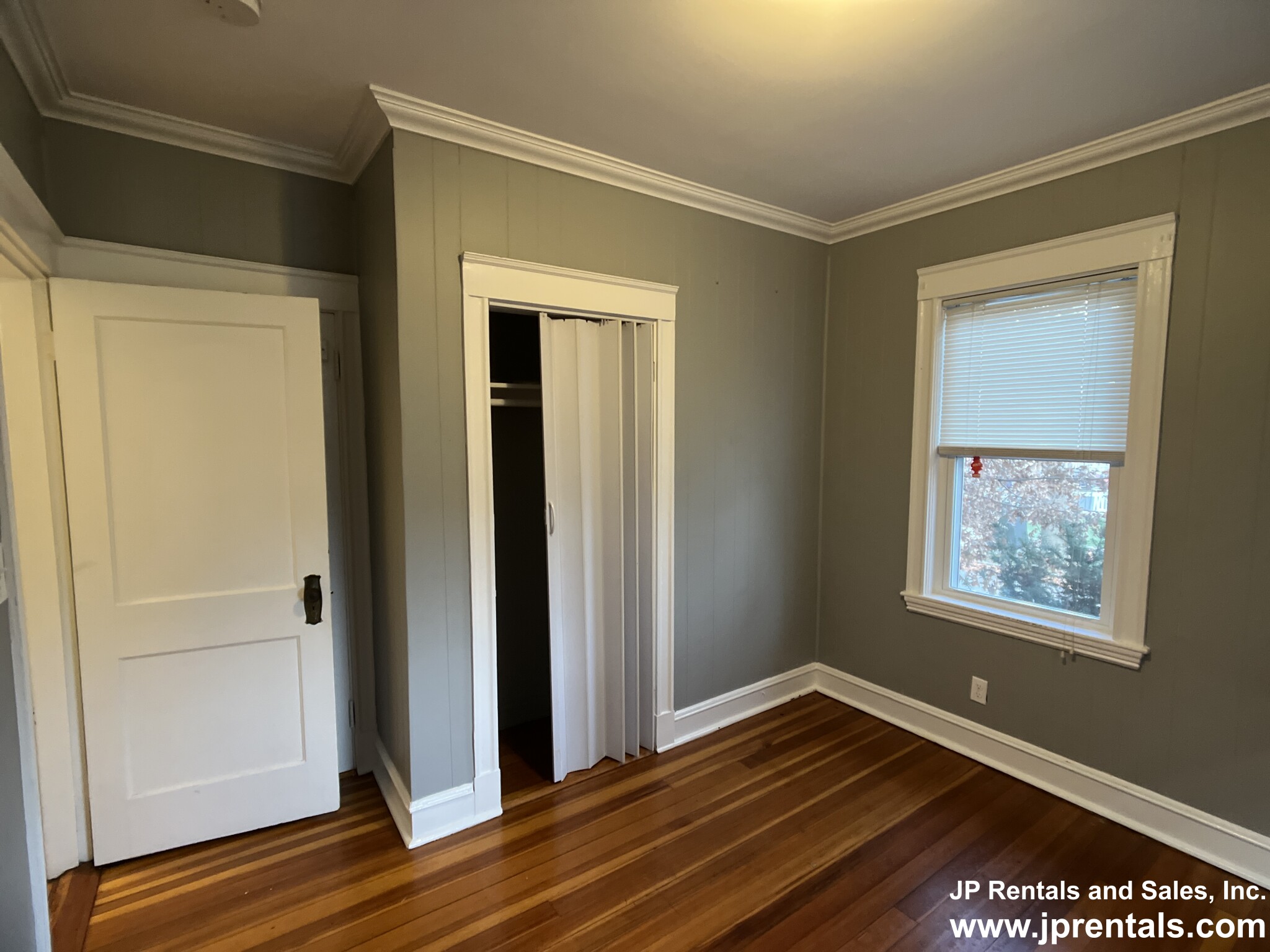 7 Murdock Ave, Quincy Center