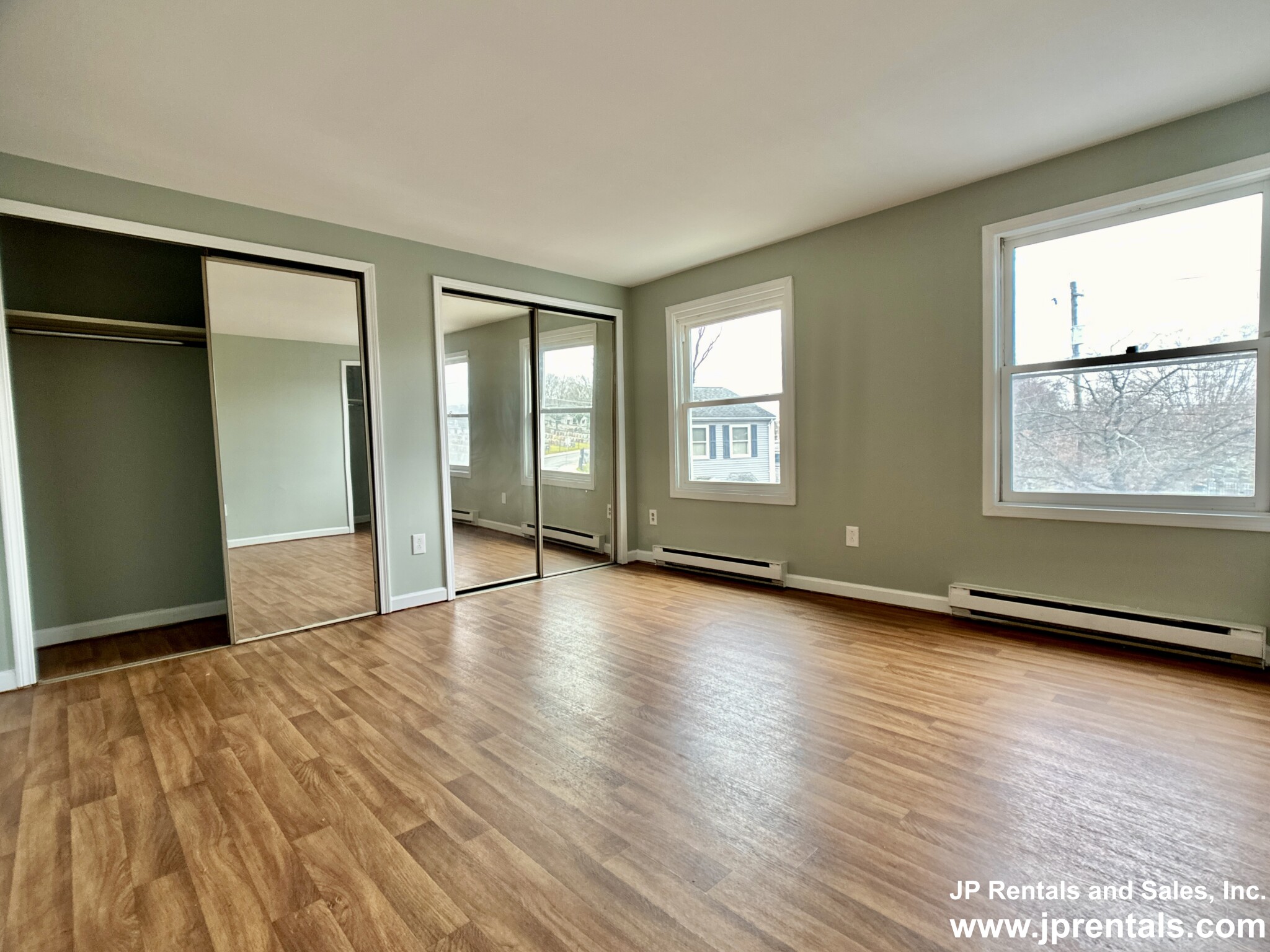 638 Canterbury St, Roslindale