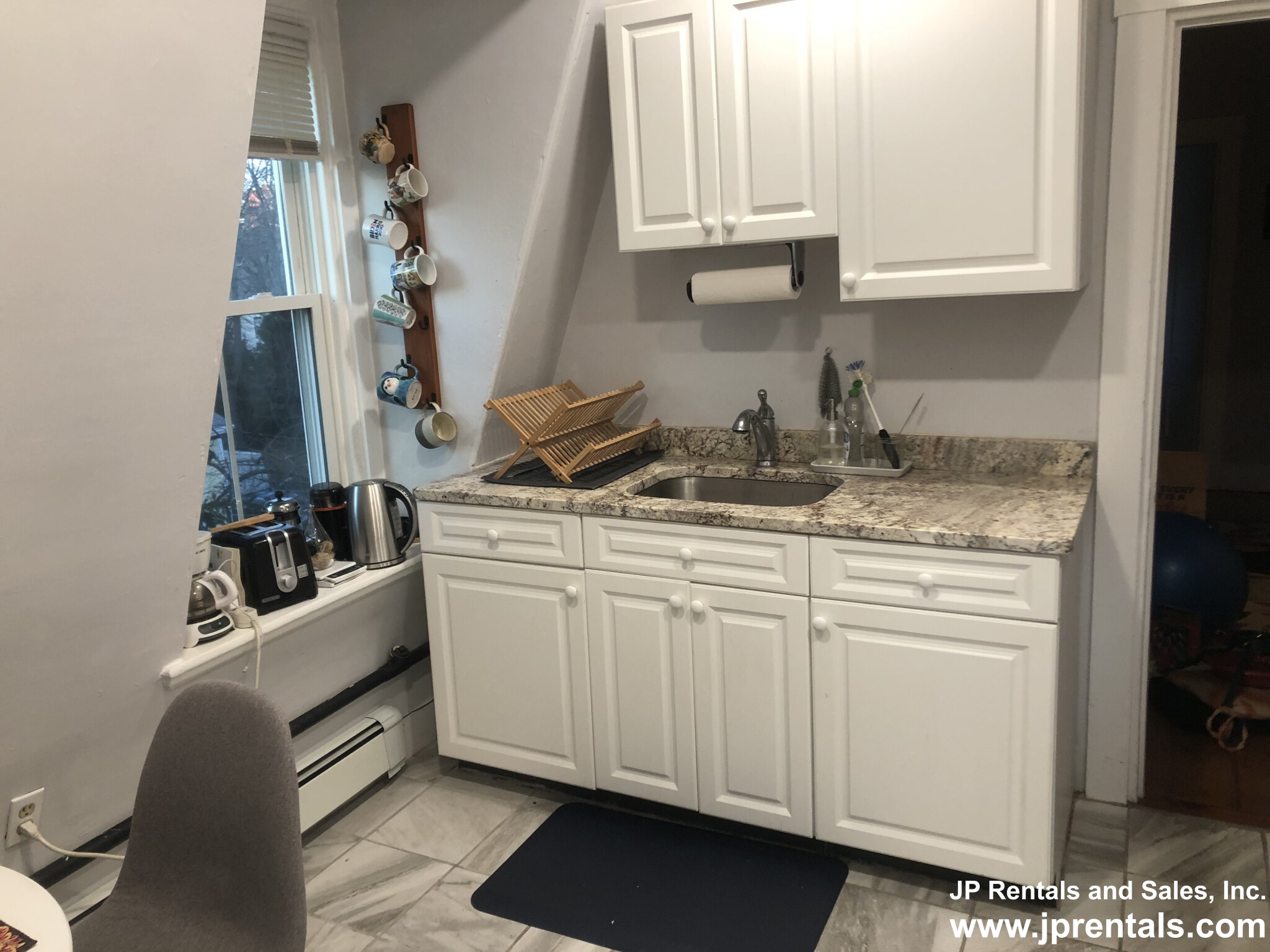 31 Burroughs St, Jamaica Plain