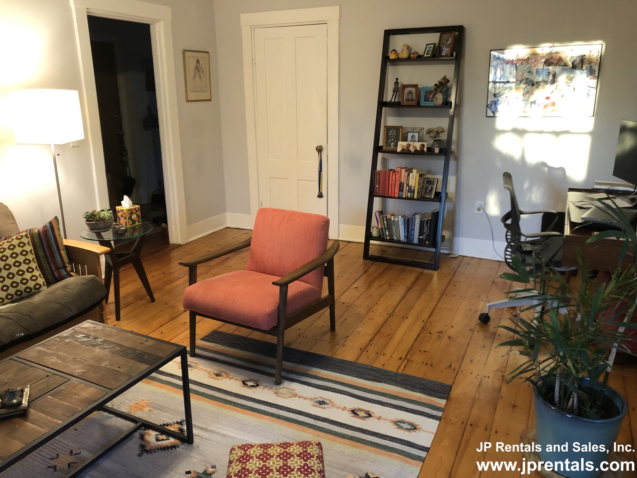 31 Burroughs St, Jamaica Plain