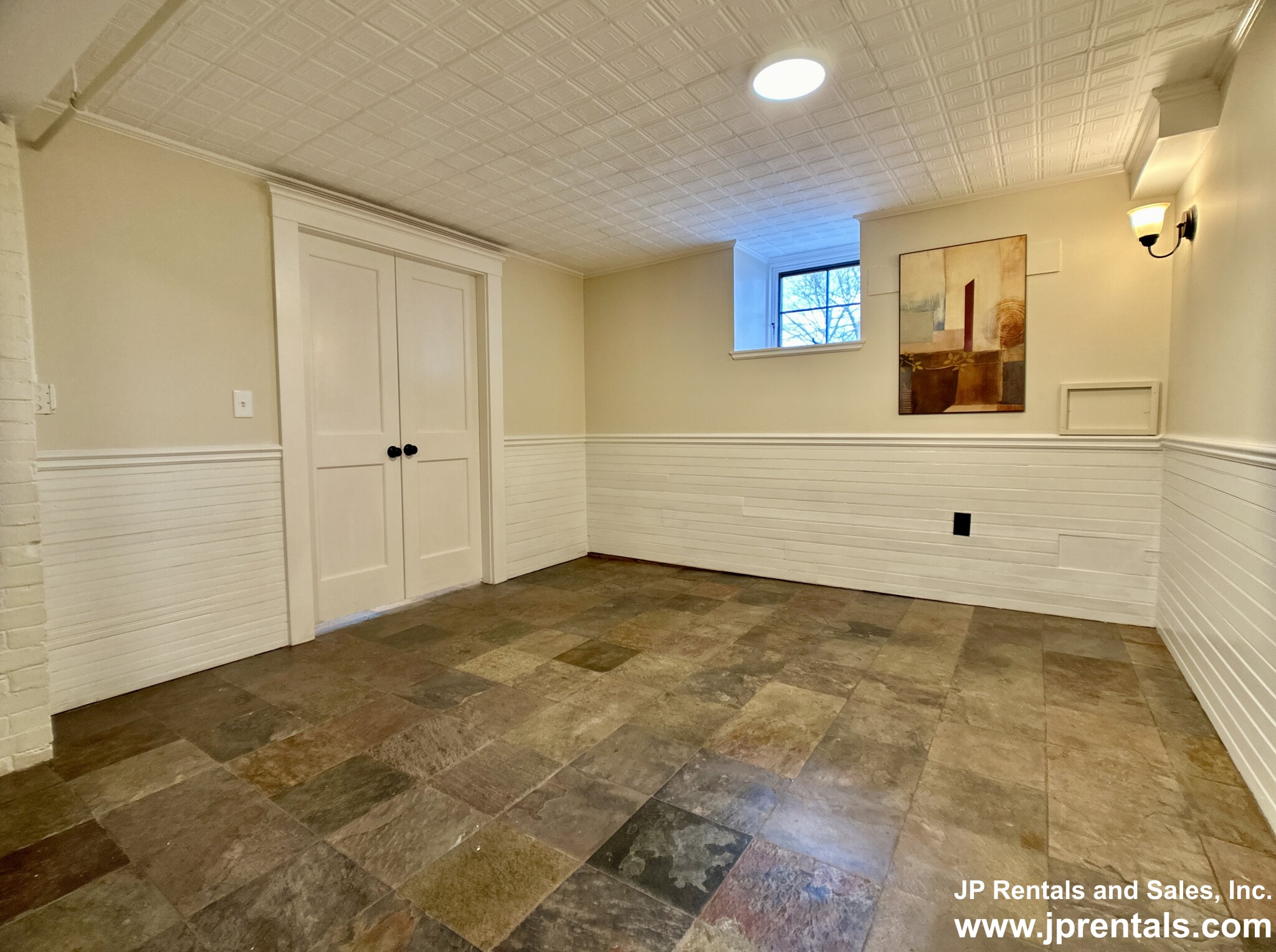 19 Addington Rd, Washington Square