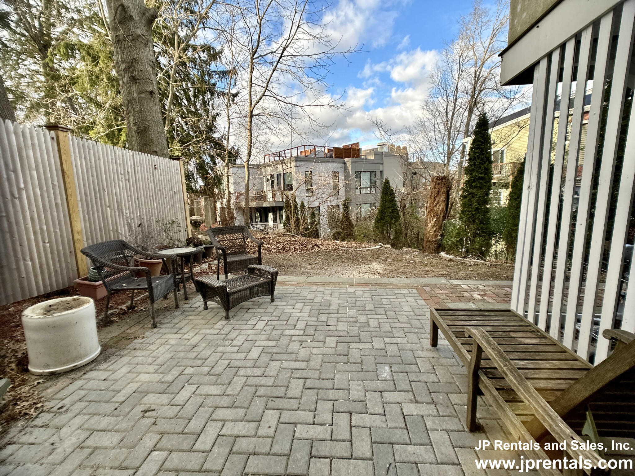 19 Addington Rd, Washington Square