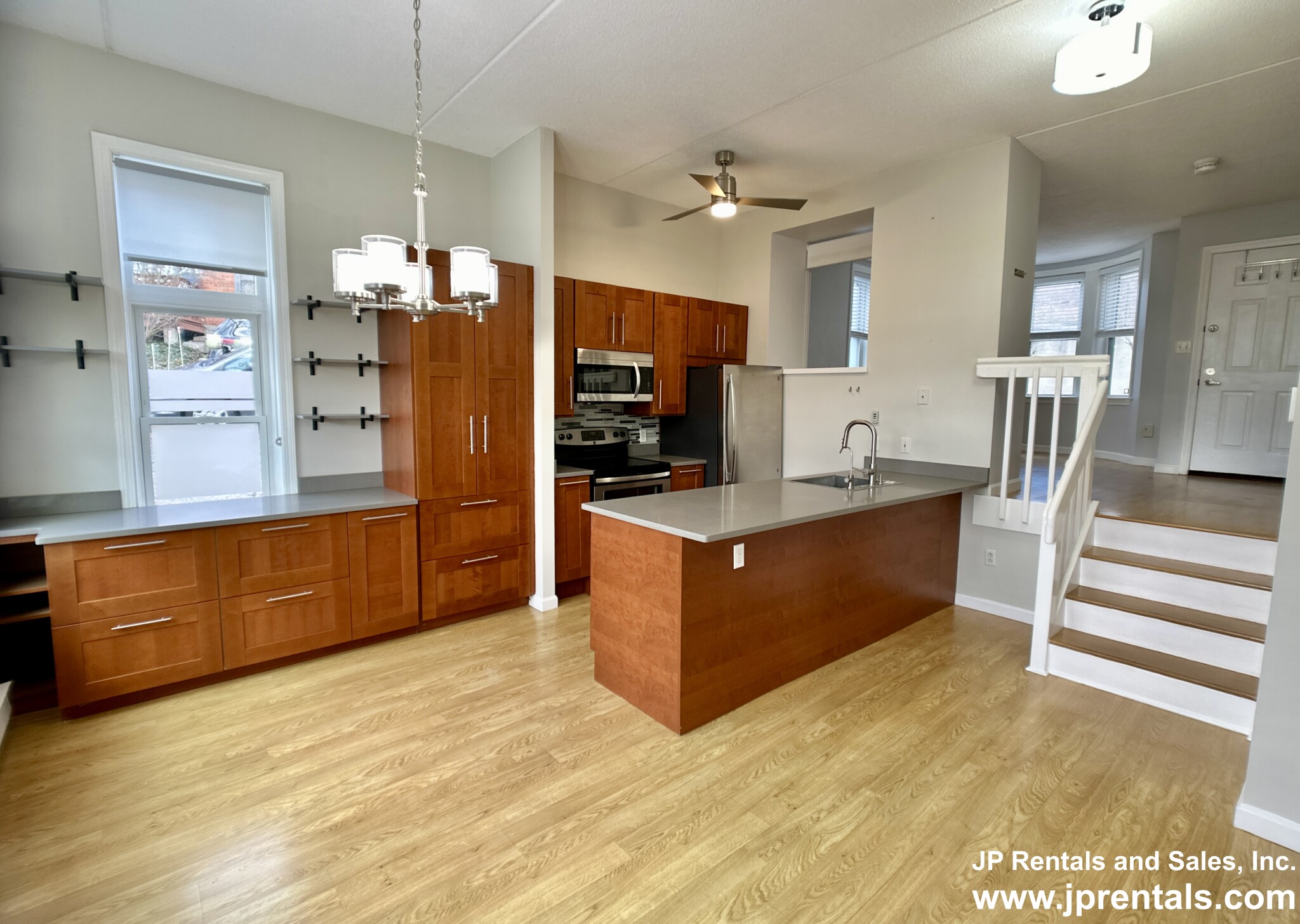 206 Fisher Ave, Mission Hill