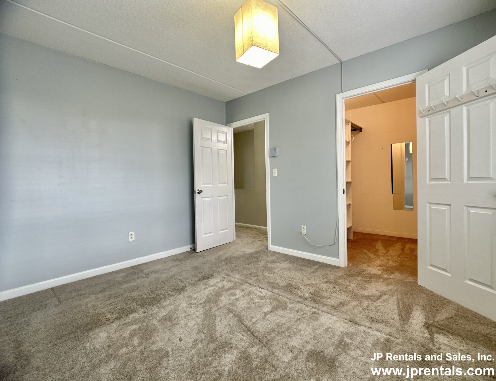 206 Fisher Ave, Mission Hill