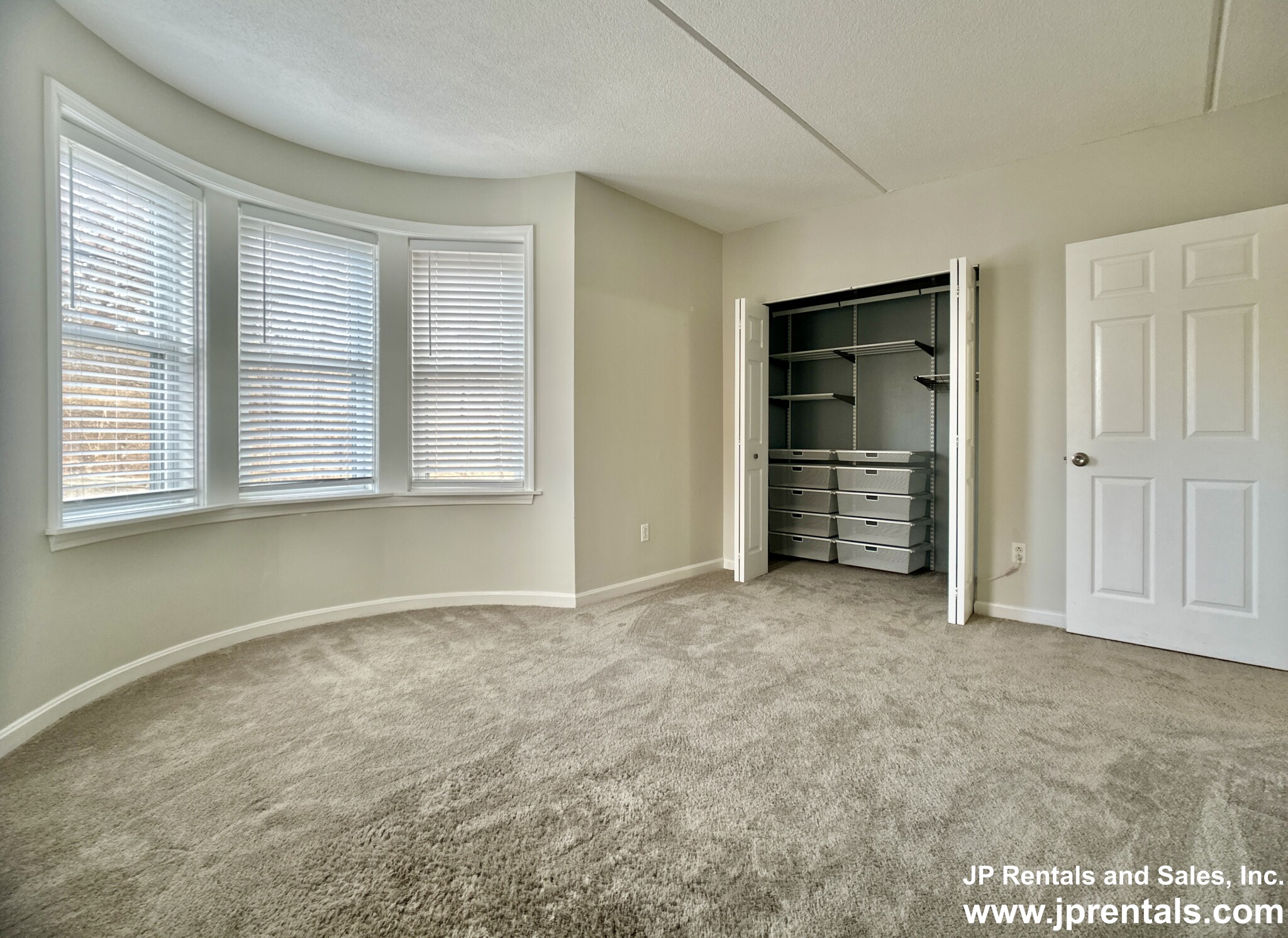 206 Fisher Ave, Mission Hill