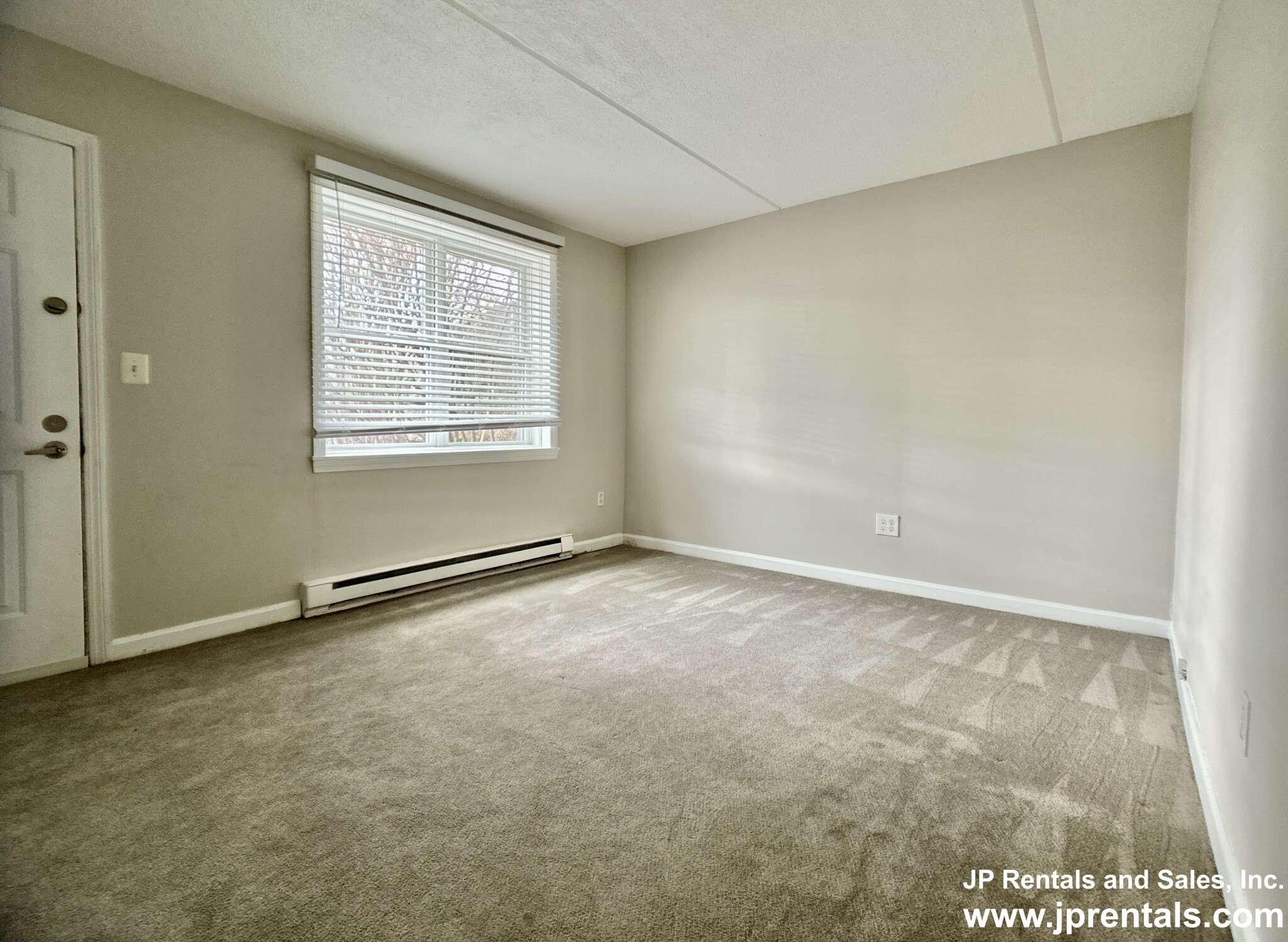 206 Fisher Ave, Mission Hill