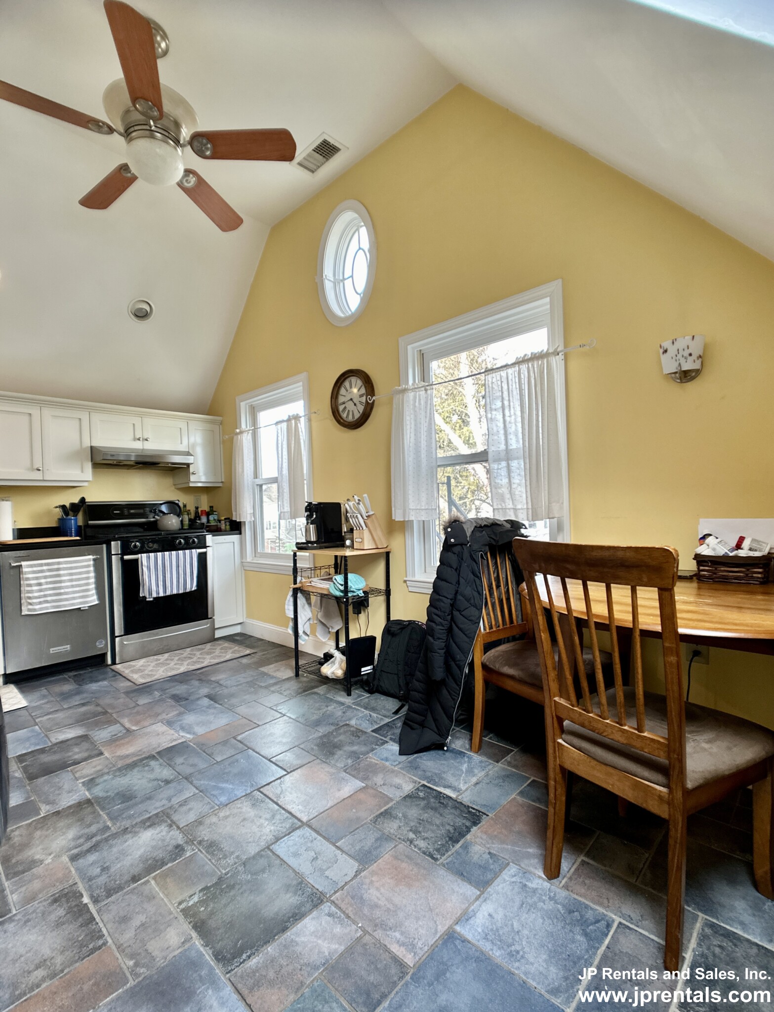 362 Arborway, Jamaica Plain