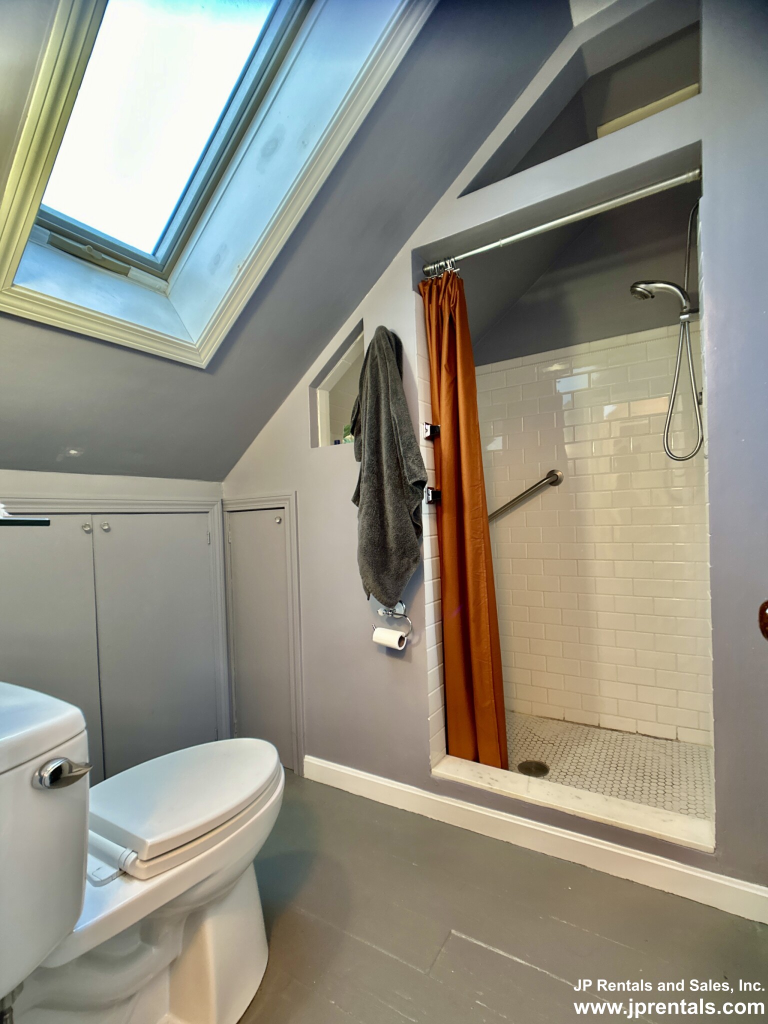 36 Alveston St, Jamaica Plain