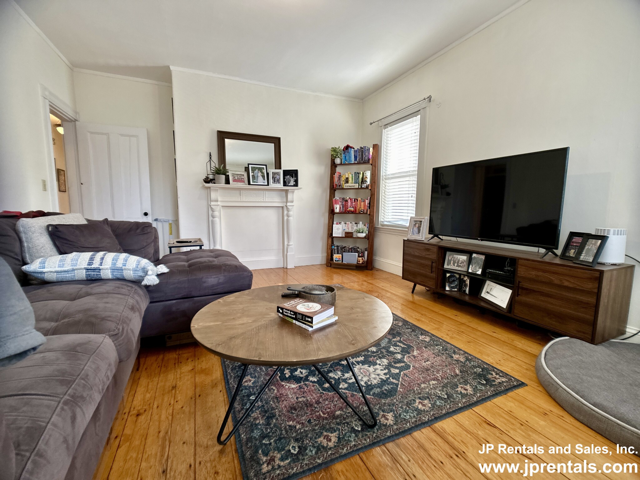 1 Paul Gore Ter, Jamaica Plain