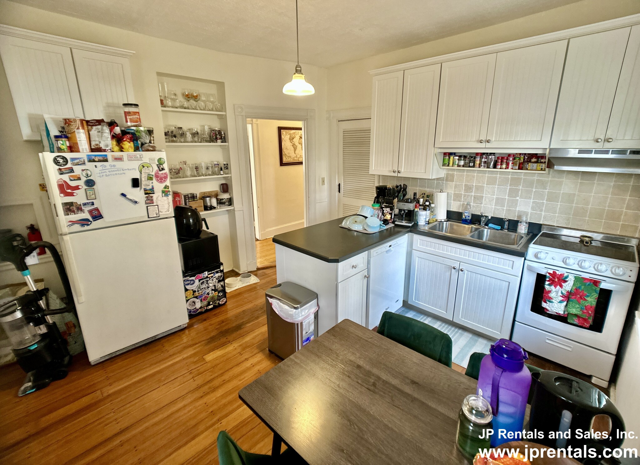 1 Paul Gore Ter, Jamaica Plain